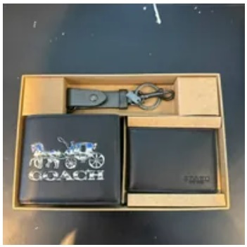 [S] COACH C7018 3 IN 1 BOX H AND C,QB/BLACK/GUNMETAL, 195031366727 (SCO587)