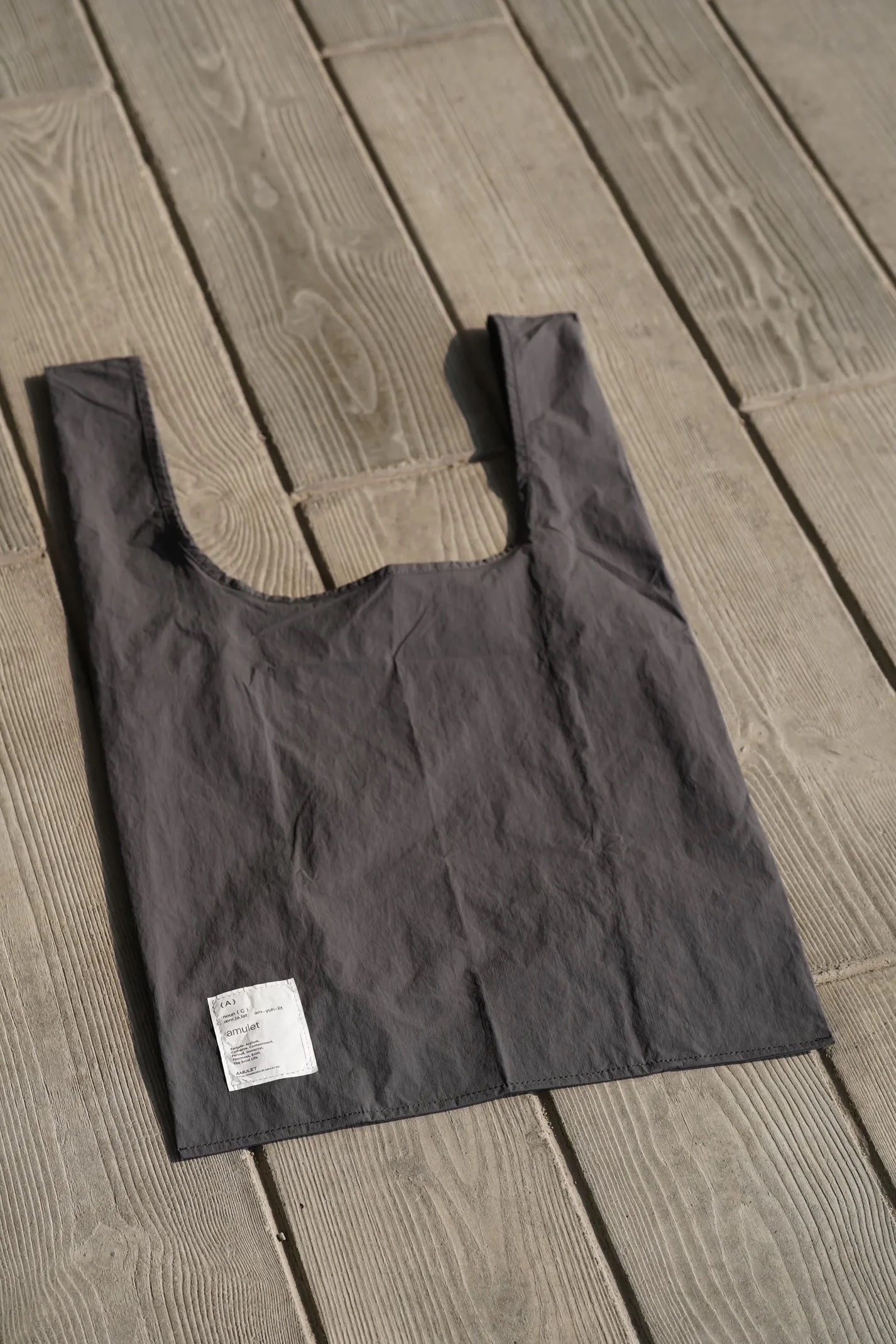 AMULET TECH SHOPPING BAG