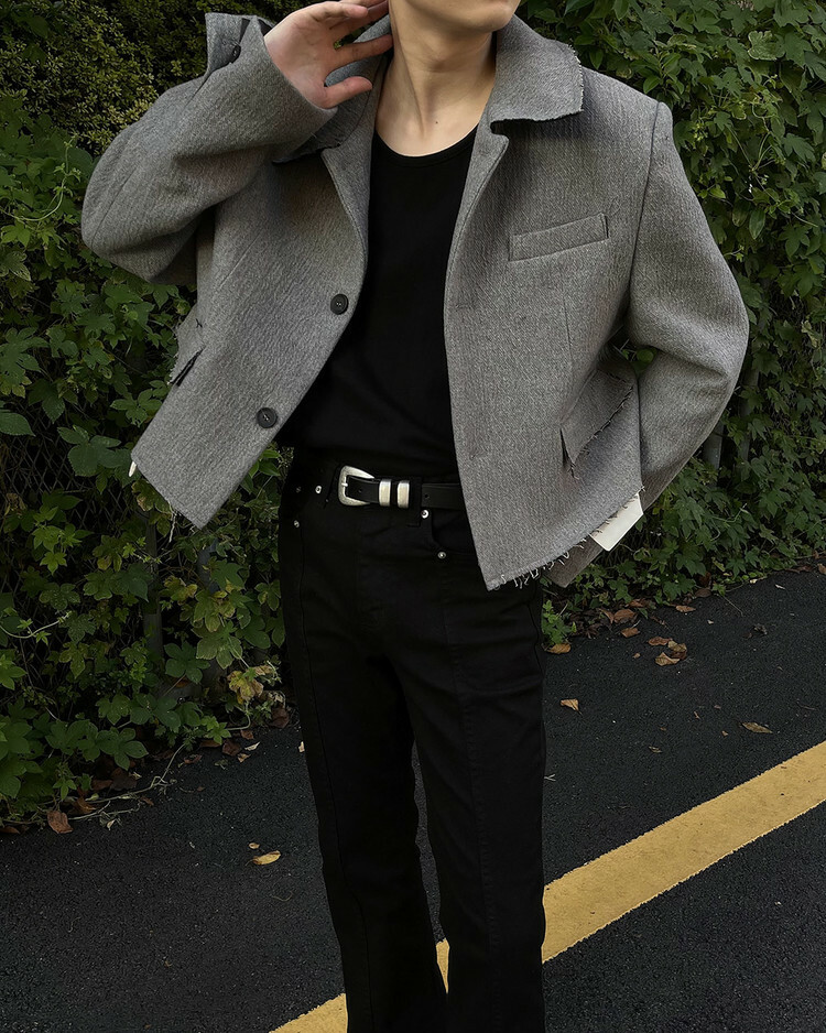 剪邊短款羊毛夾克