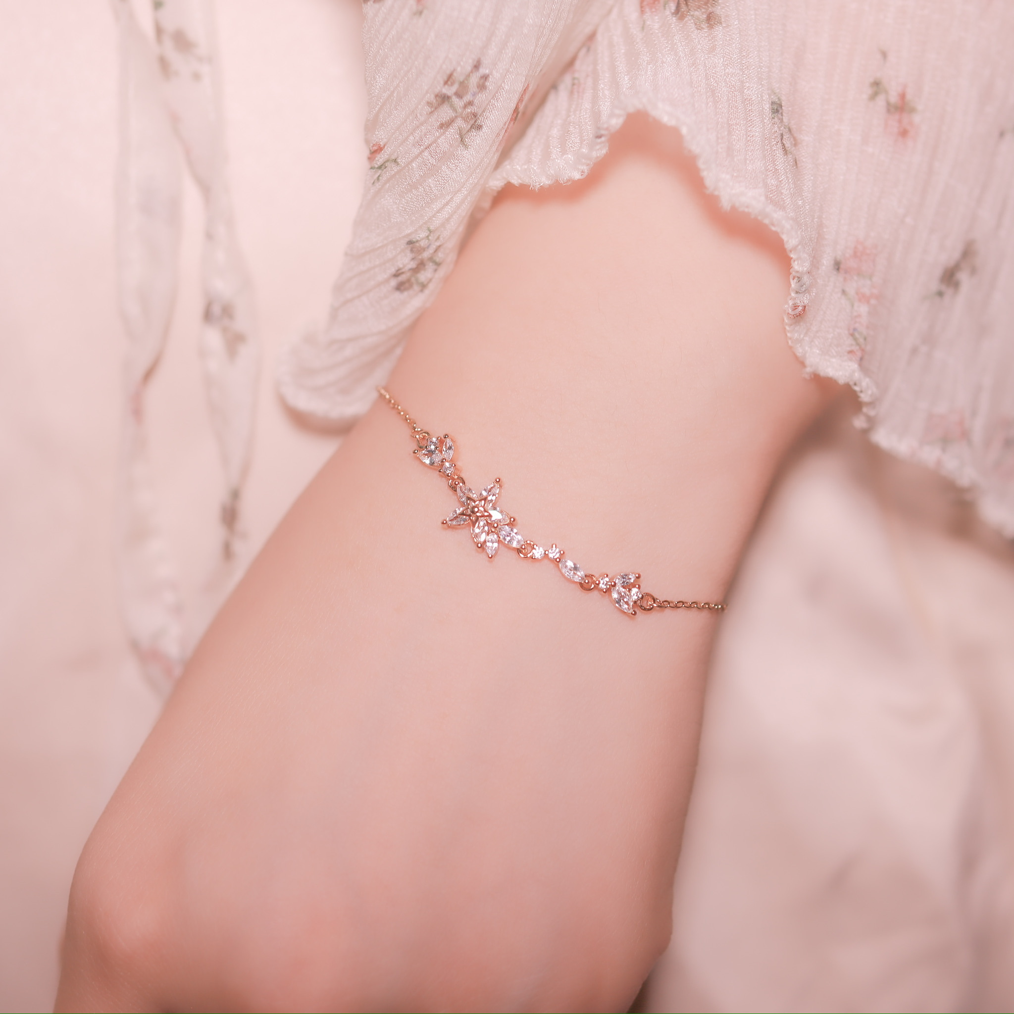 | 925純銀・ 玫瑰金 | 花漾般的日子手鏈 | BR0971 |