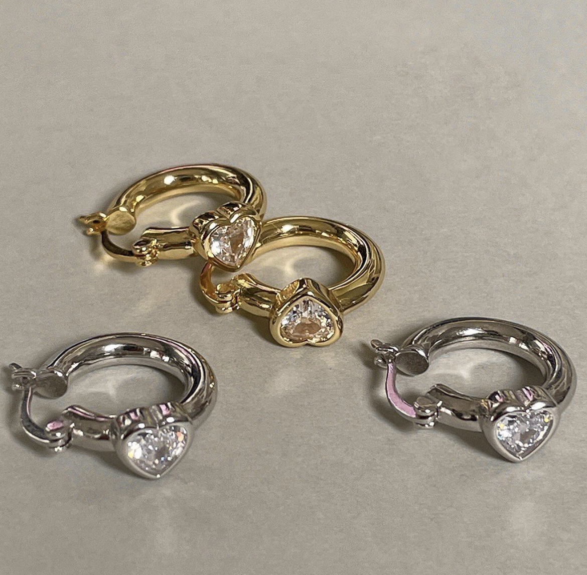 低奢金銀水鑽桃心 耳扣釘