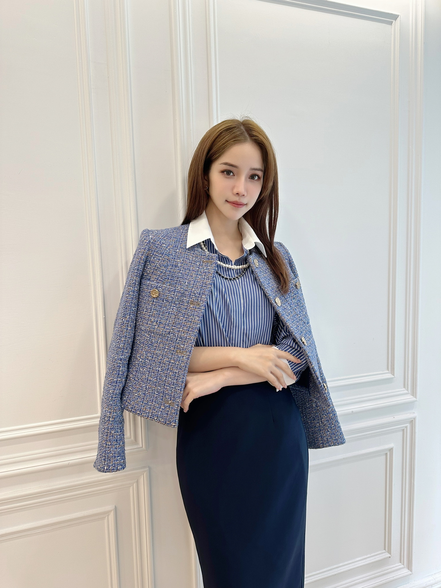 湛藍經典金釦小香外套