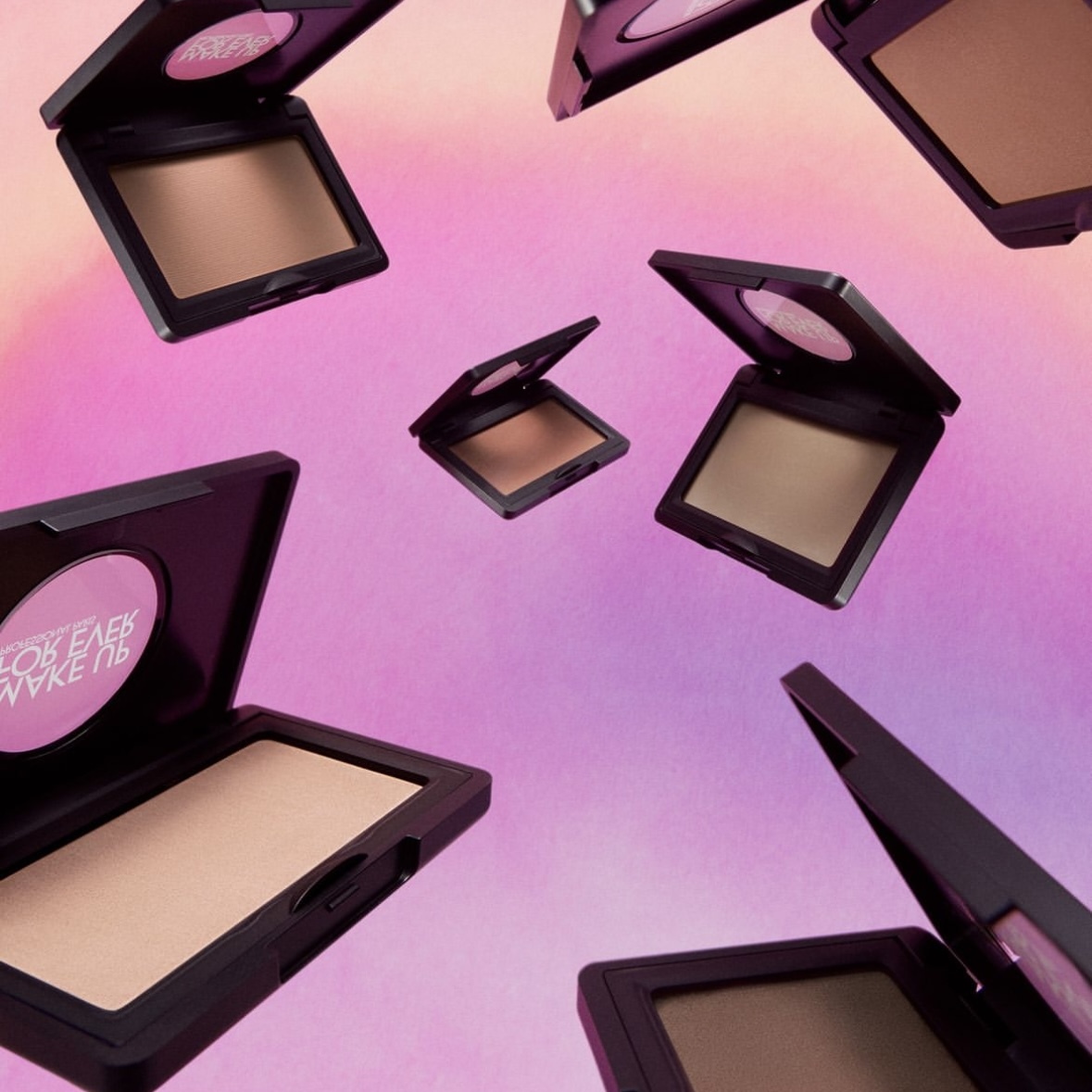 MAKE UP FOR EVER 藝術大師放膽玩色頰彩 H100提亮淚溝神器