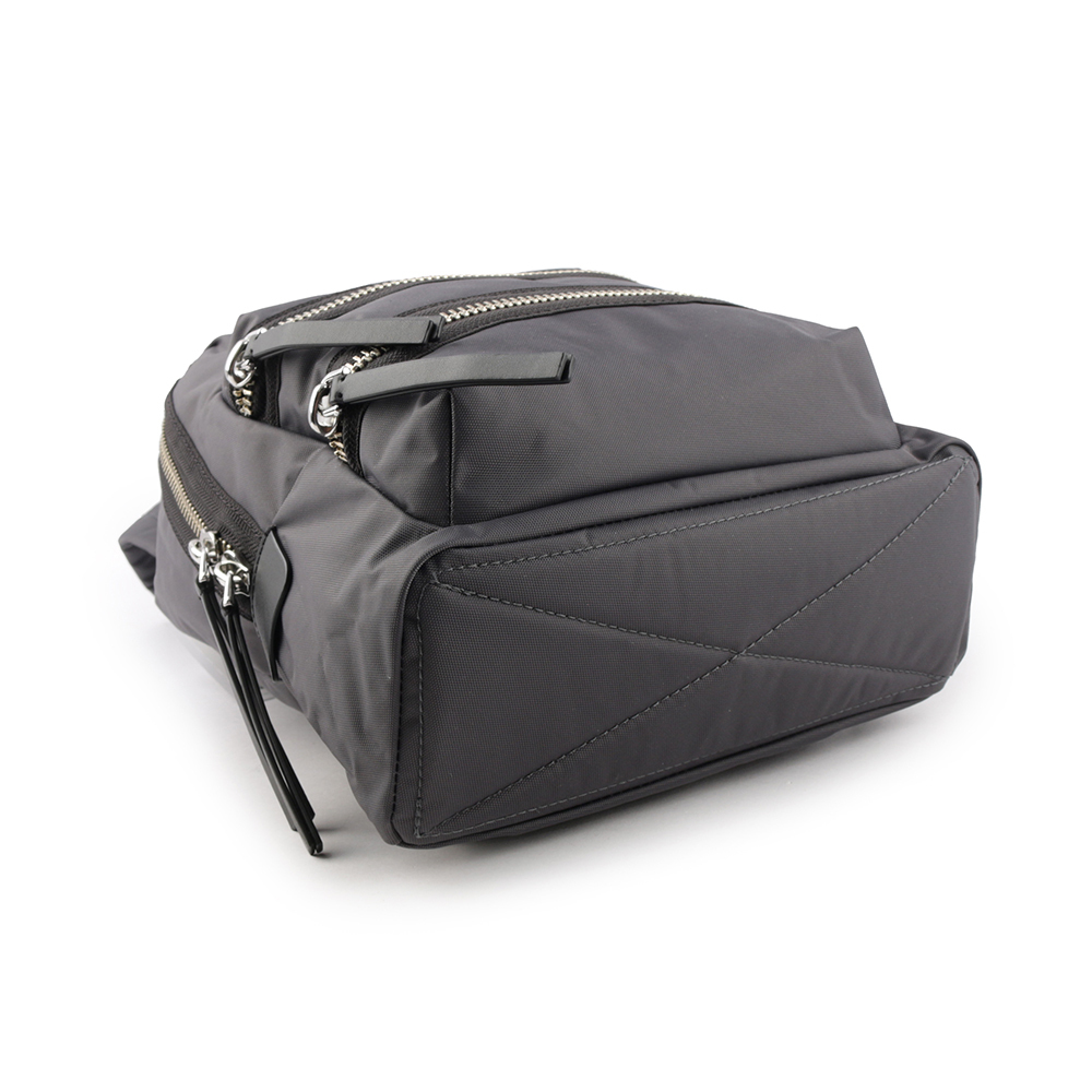【MARC JACOBS】The Biker 尼龍帆布三層拉鍊中款後背包(影灰色) 2F3HBP029H02 061