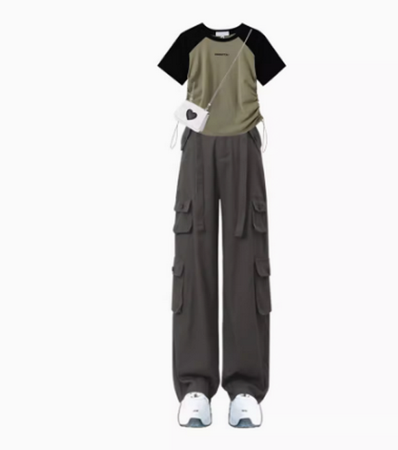 Casual short sleeve suit