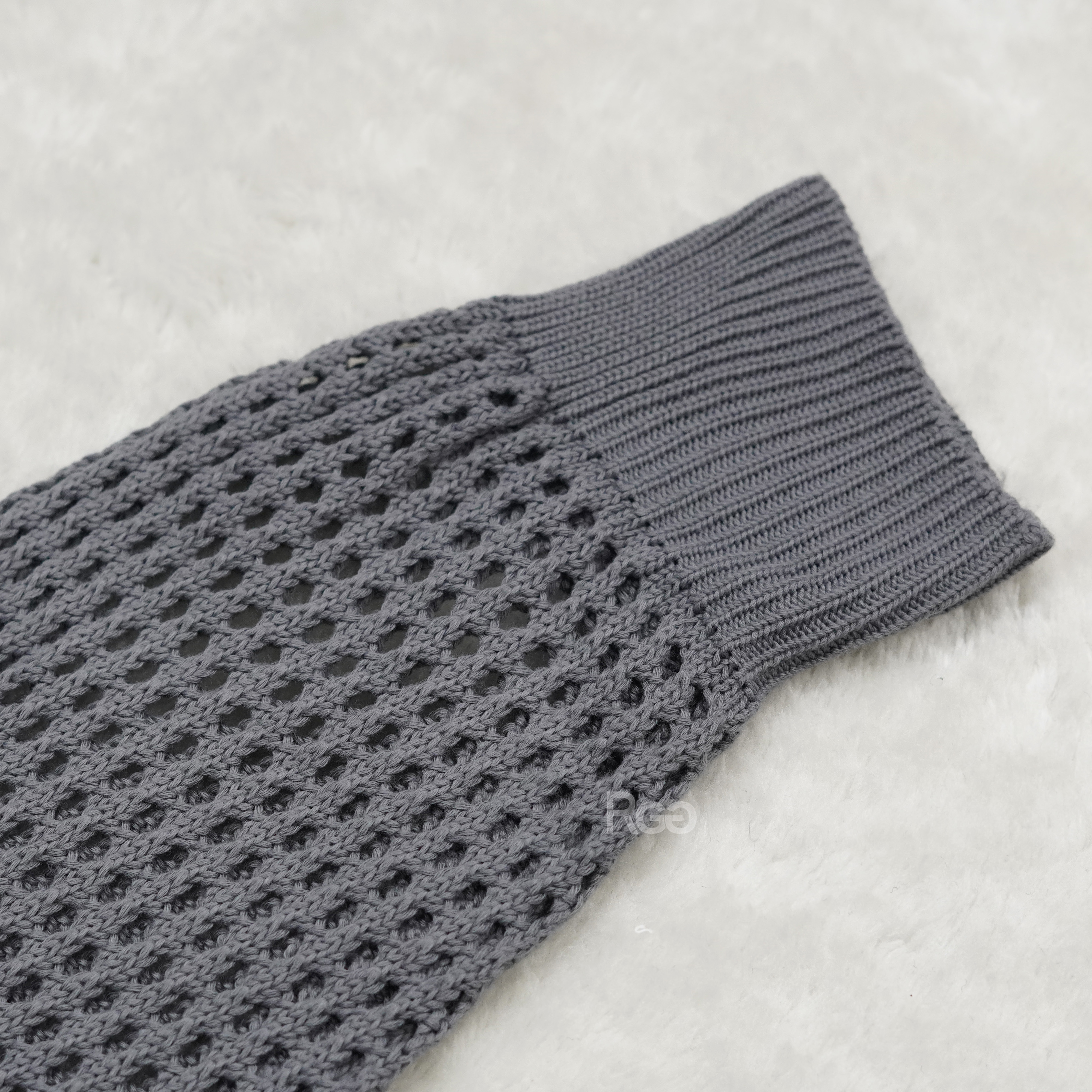 韓國洞洞針織毛衣袖子細節照