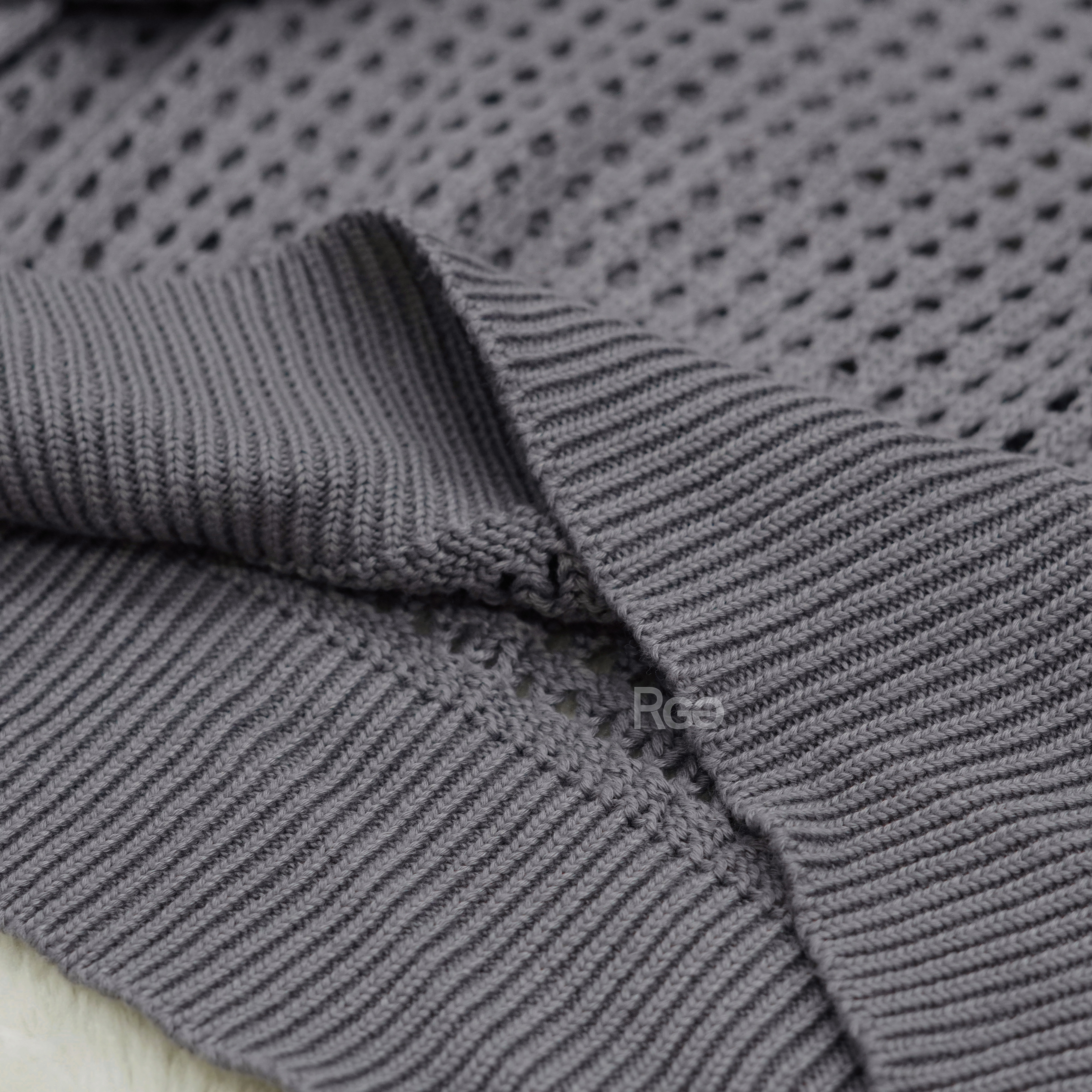 韓國洞洞針織毛衣下擺細節照