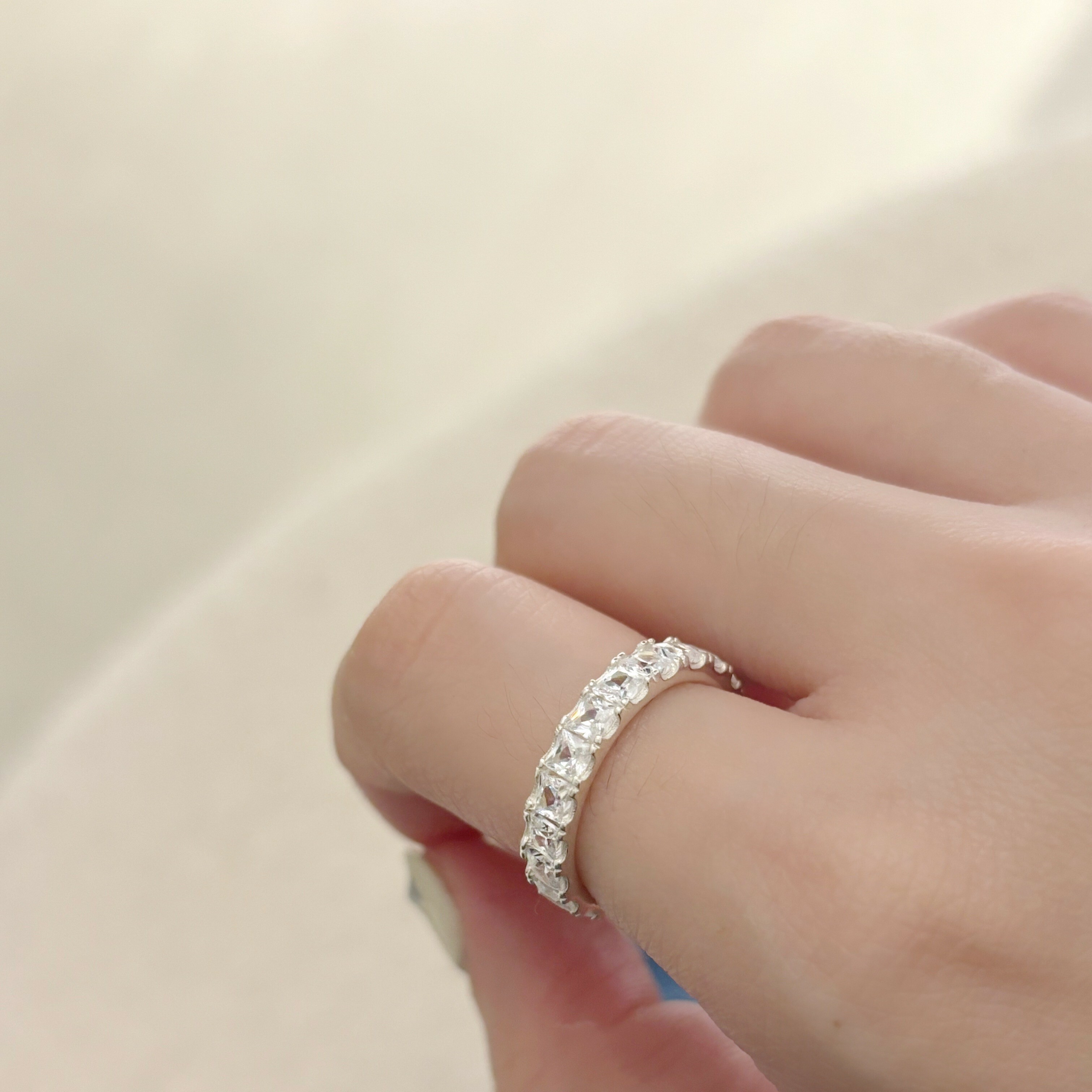 Princess zircon band ring