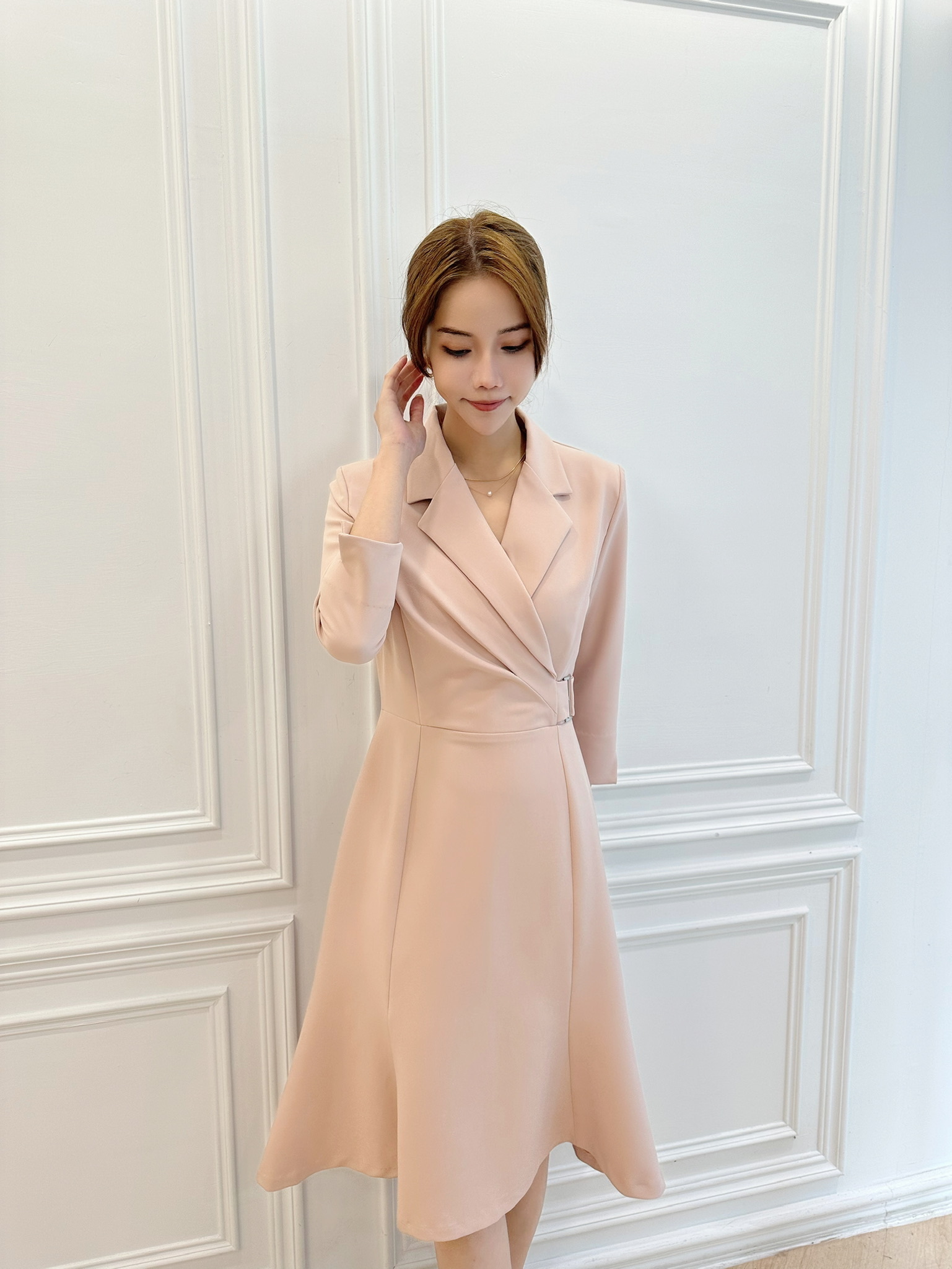 側釦翻領七分袖傘洋