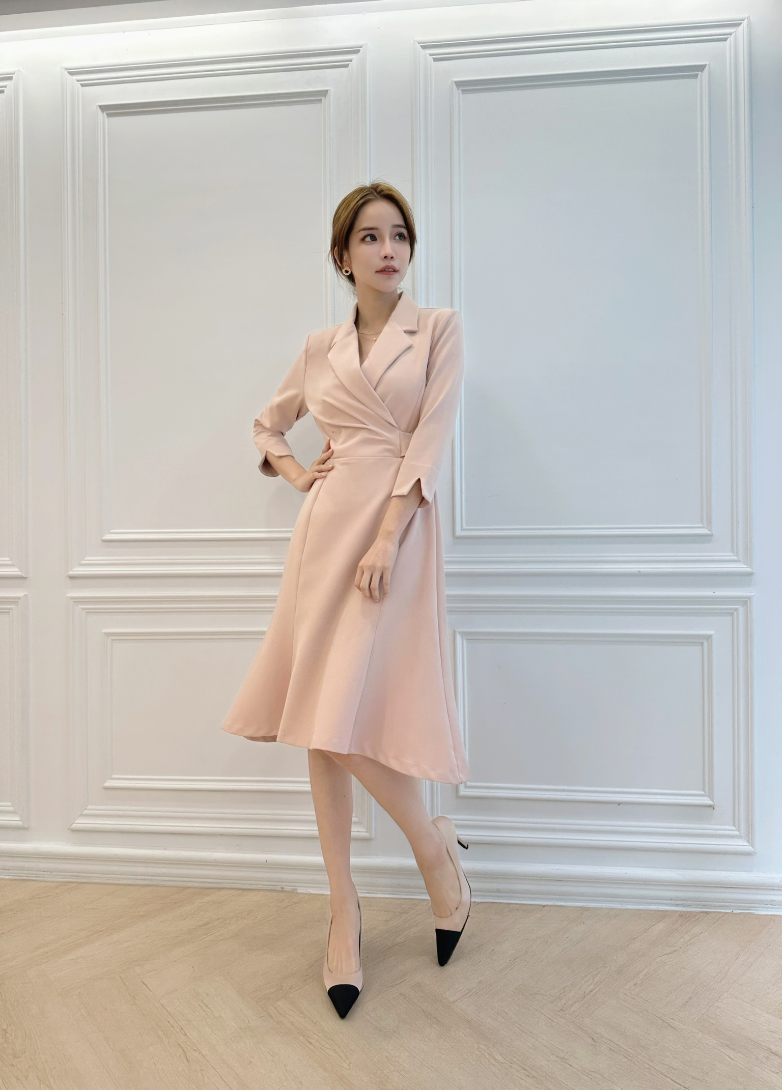 側釦翻領七分袖傘洋