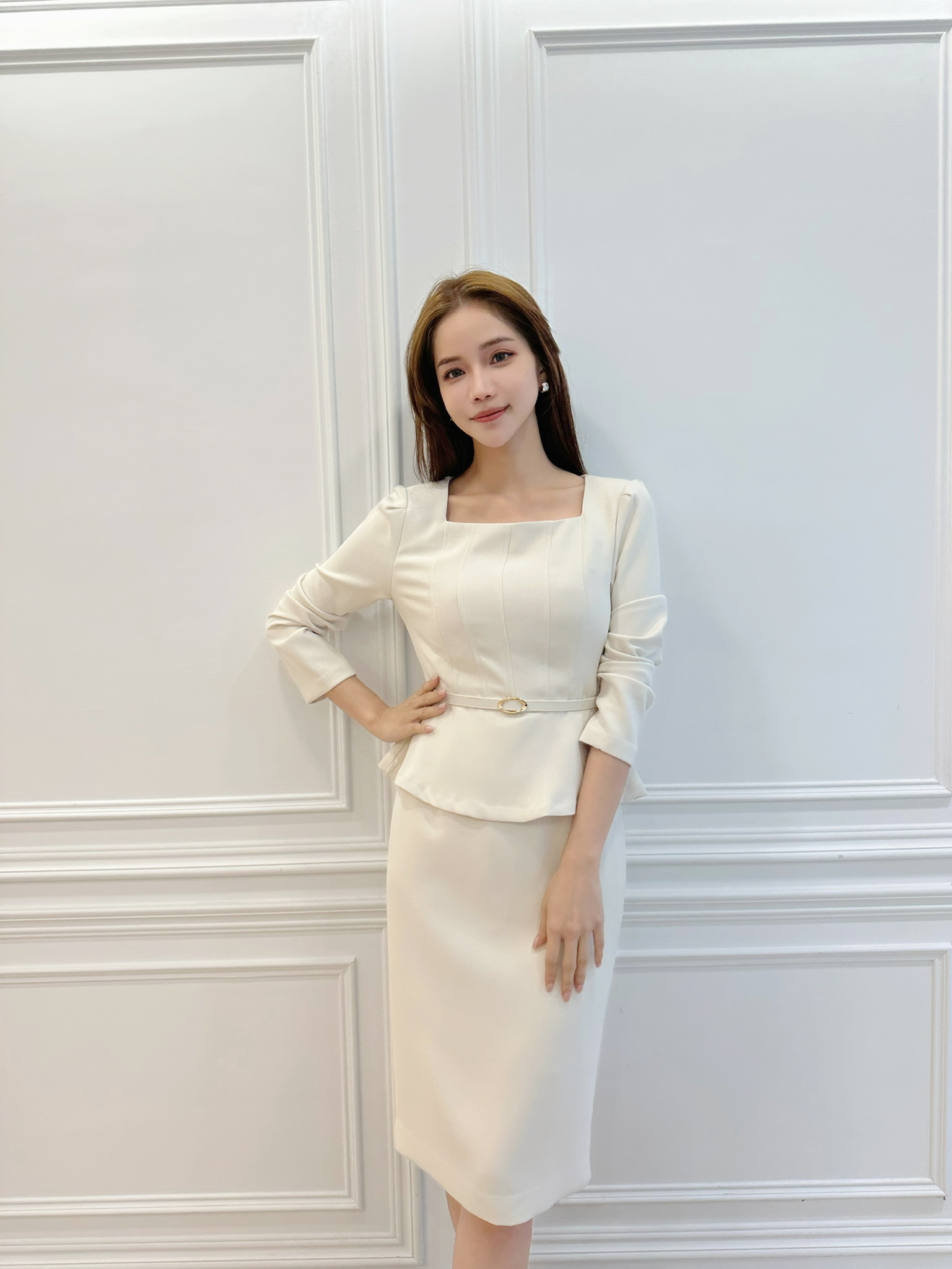 方領荷葉腰帶長袖洋