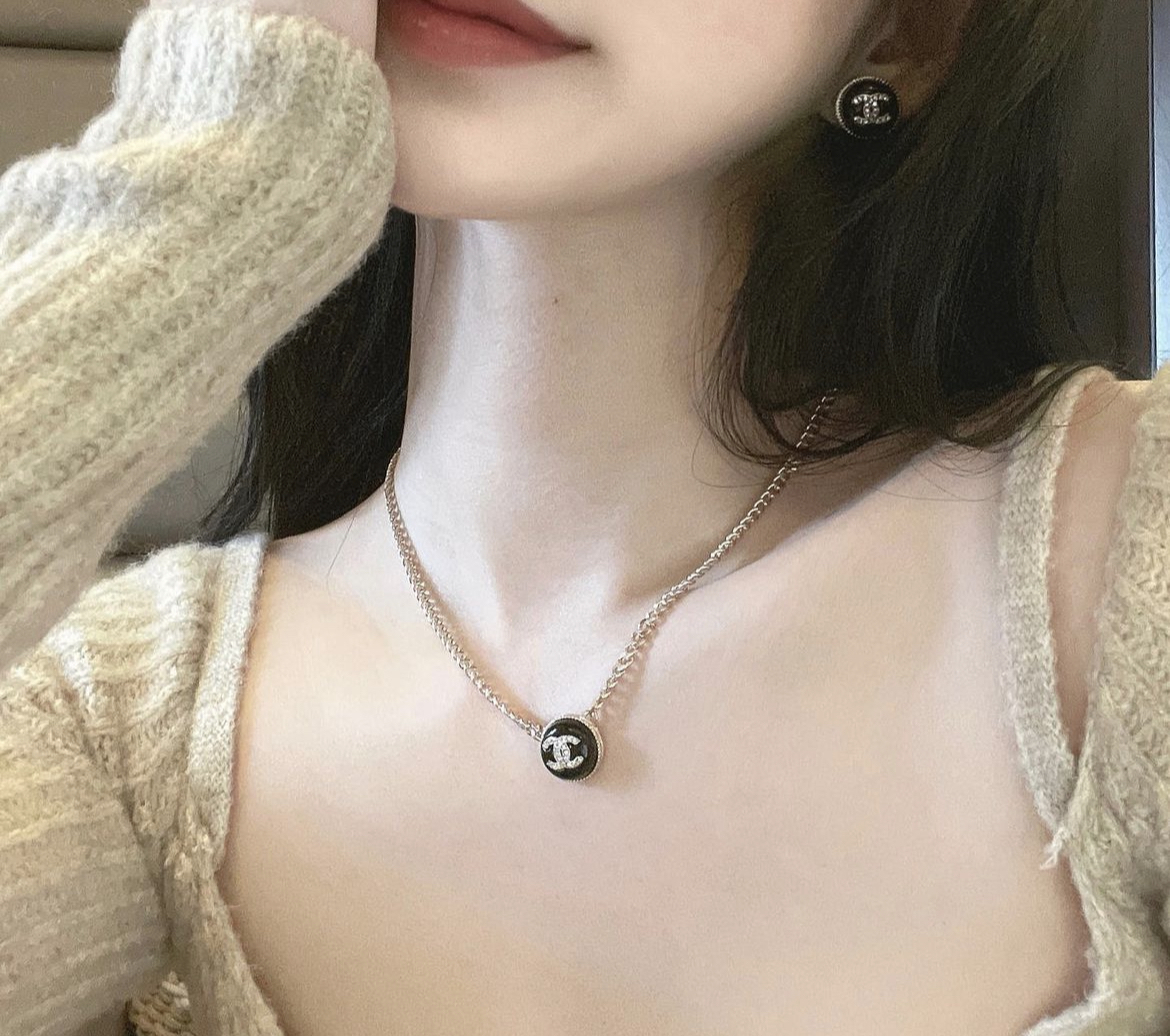 香奶奶晶透鈕扣圓球 翻玩黑白金項鍊/耳釘