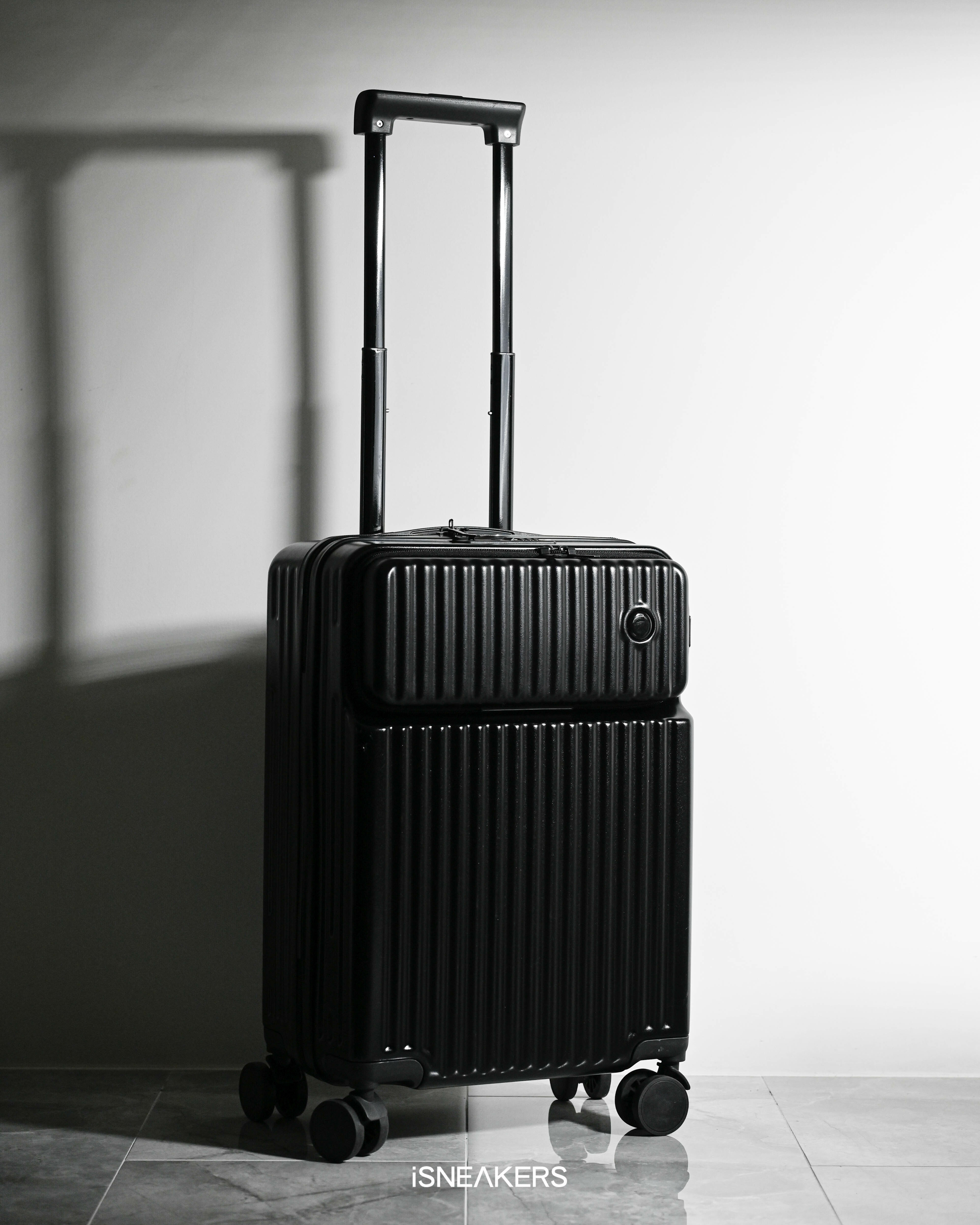 iSNEAKERS｜多功能輕便行李箱