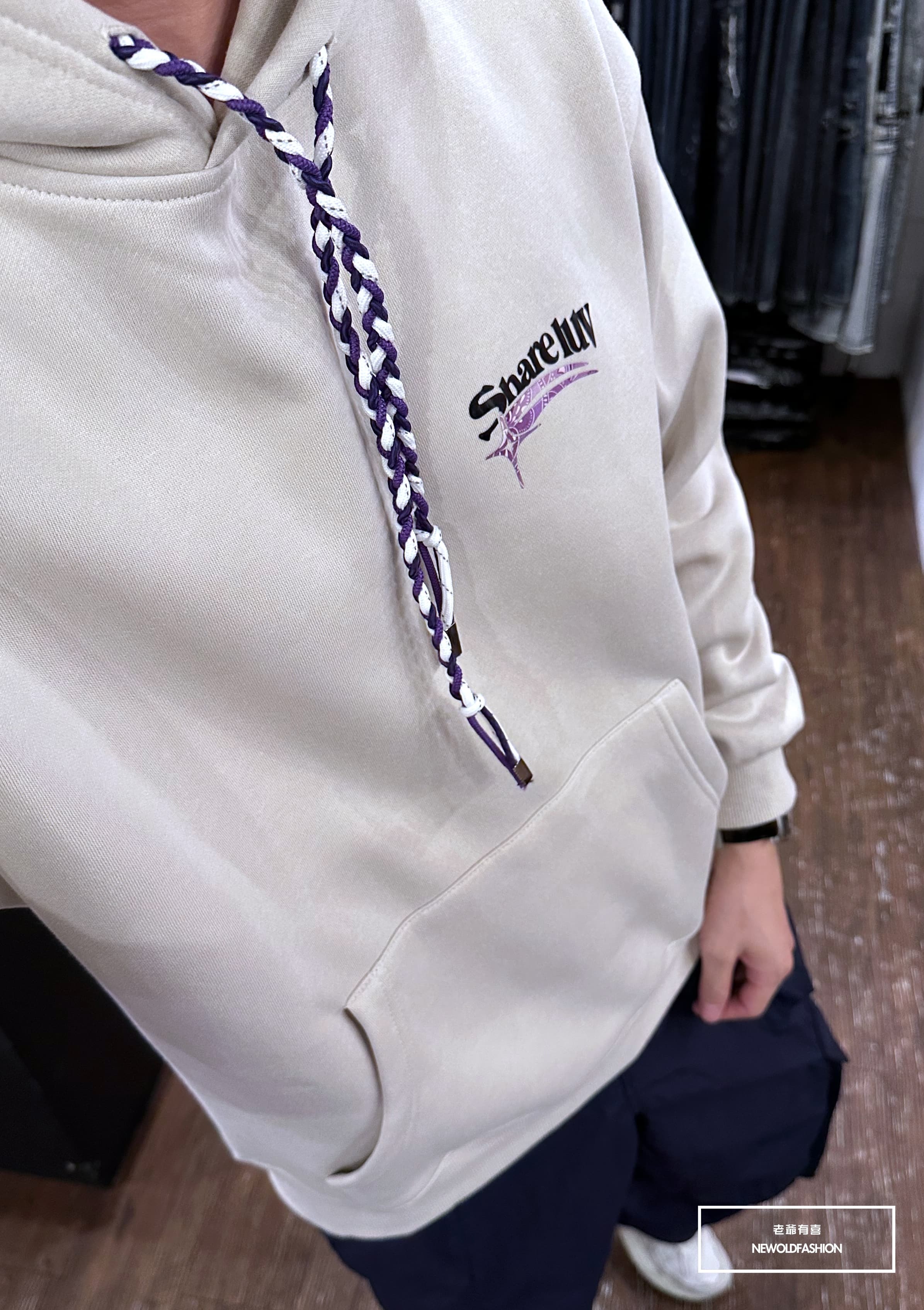 『新品上市』重磅LUV編織抽繩刷毛帽T-米(NOF23094322)