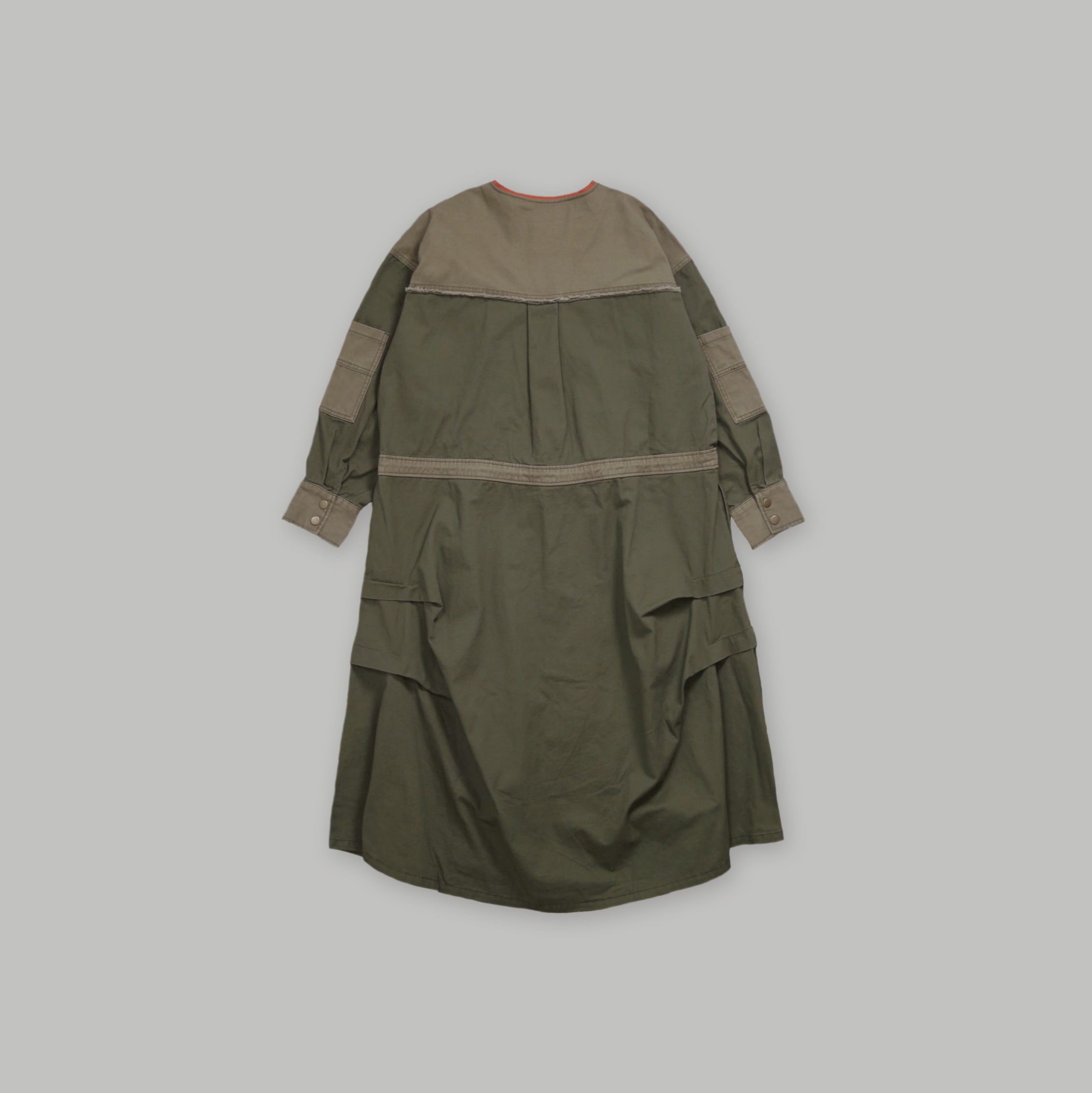 J.P.L. 立領解構軍裝大衣