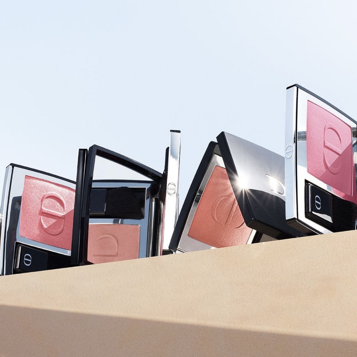 Dior 迪奧超完美亮妍腮紅