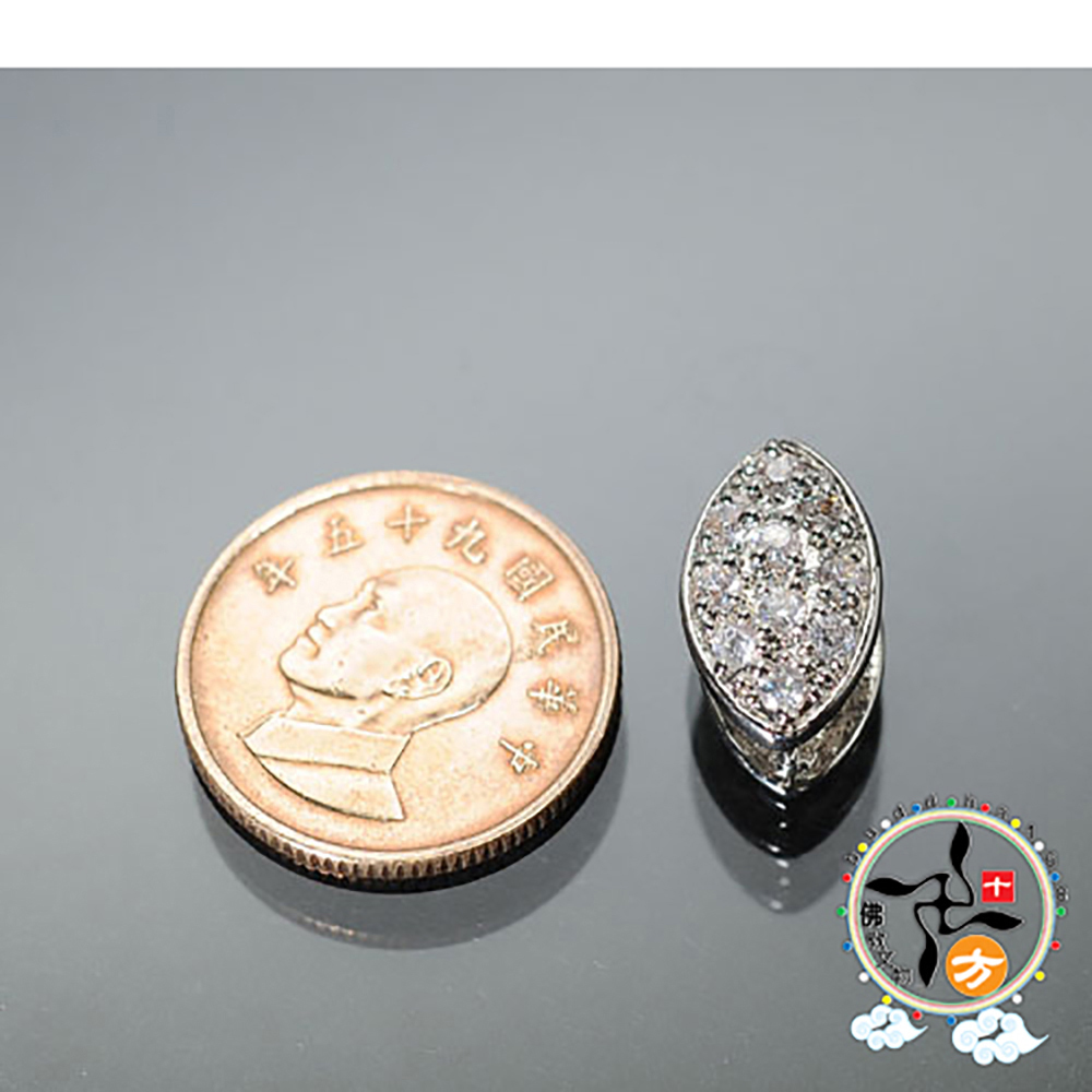 楓葉{鑲鑽}墜飾扣頭寬約 1.6 公分【十方】128994