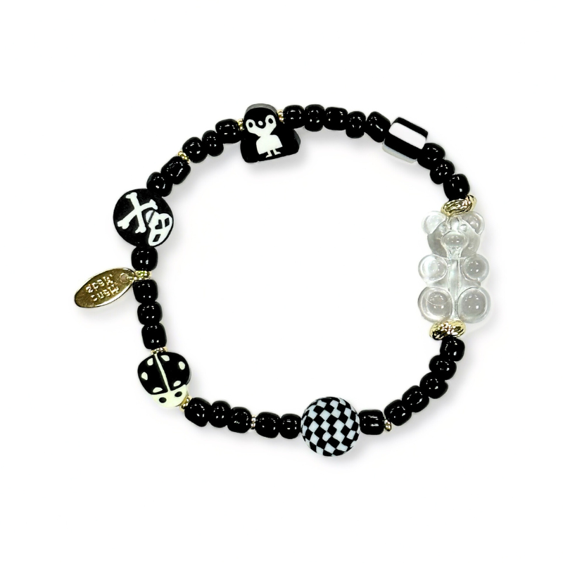 Feliz Charm ｜小熊冰塊串珠手環（黑/白）