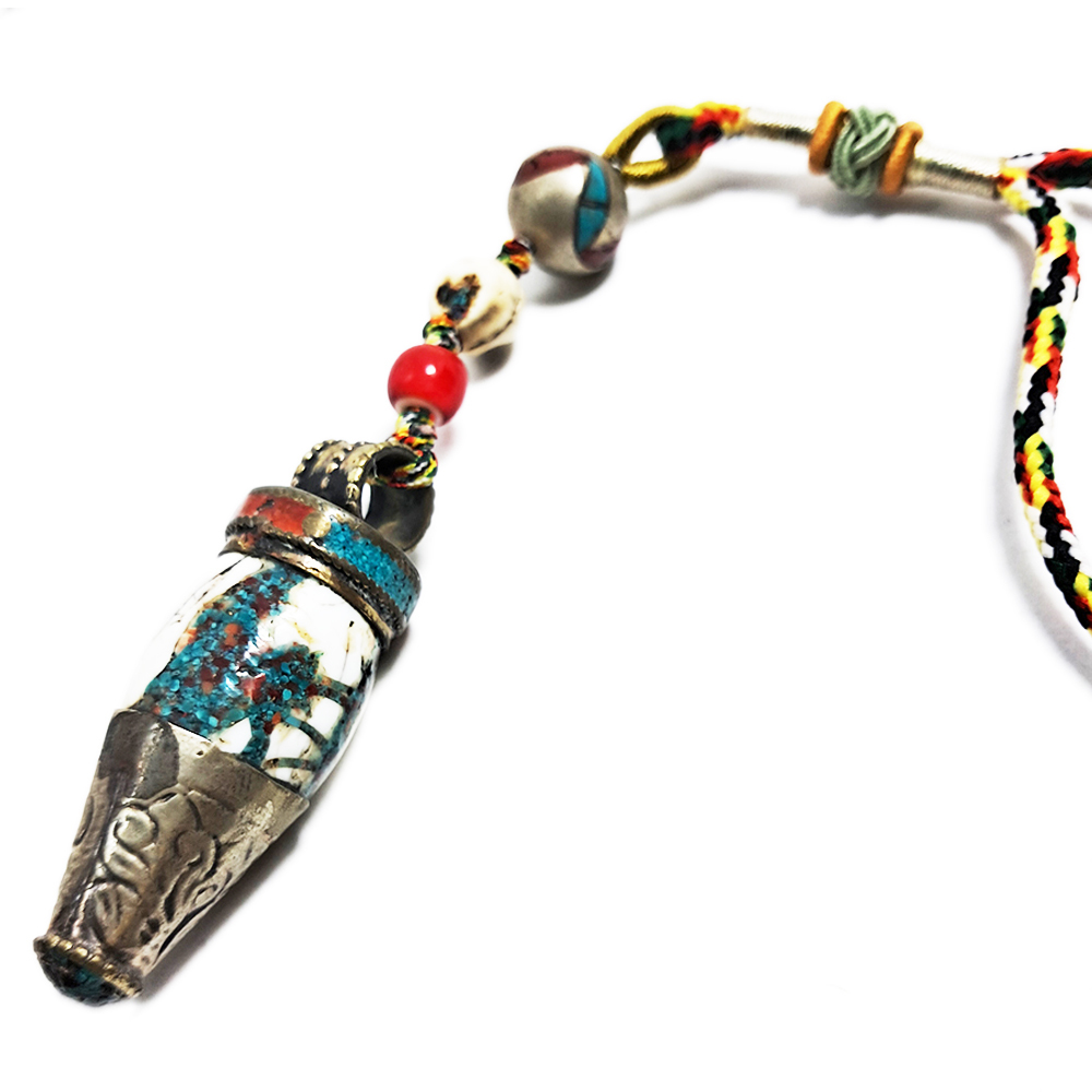 老硨磲{鑲銀}五色線掛飾【十方】125686