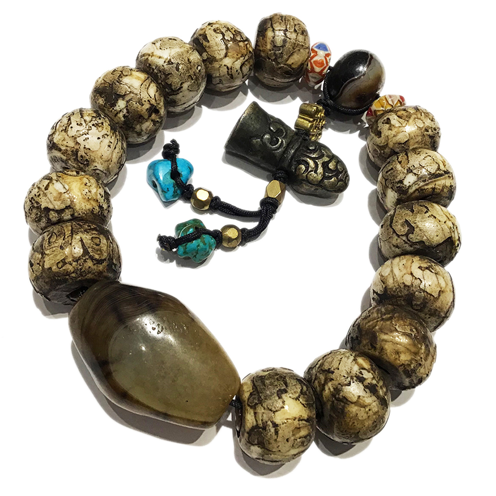 藏印{銅}&六字真言老硨磲提珠18*14mm【十方】127404