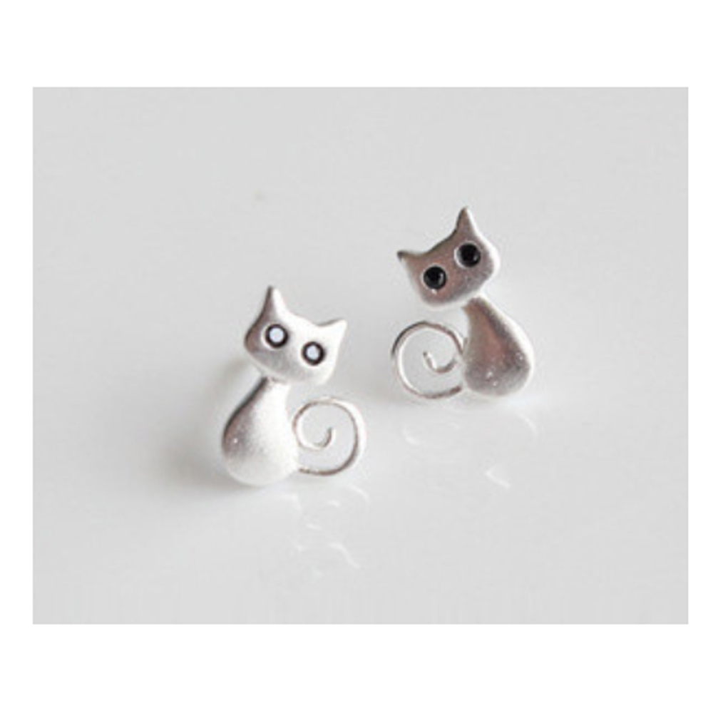 黑眼貓925純銀 耳針1對【十方】149286