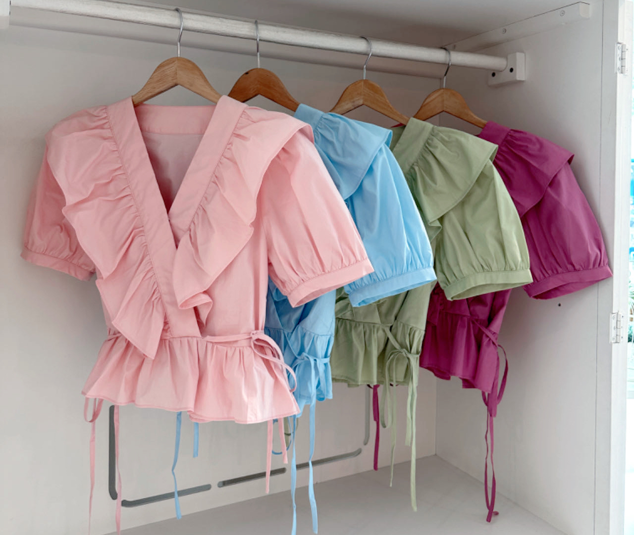 S/SLEEVE RUFFLED BLOUSE