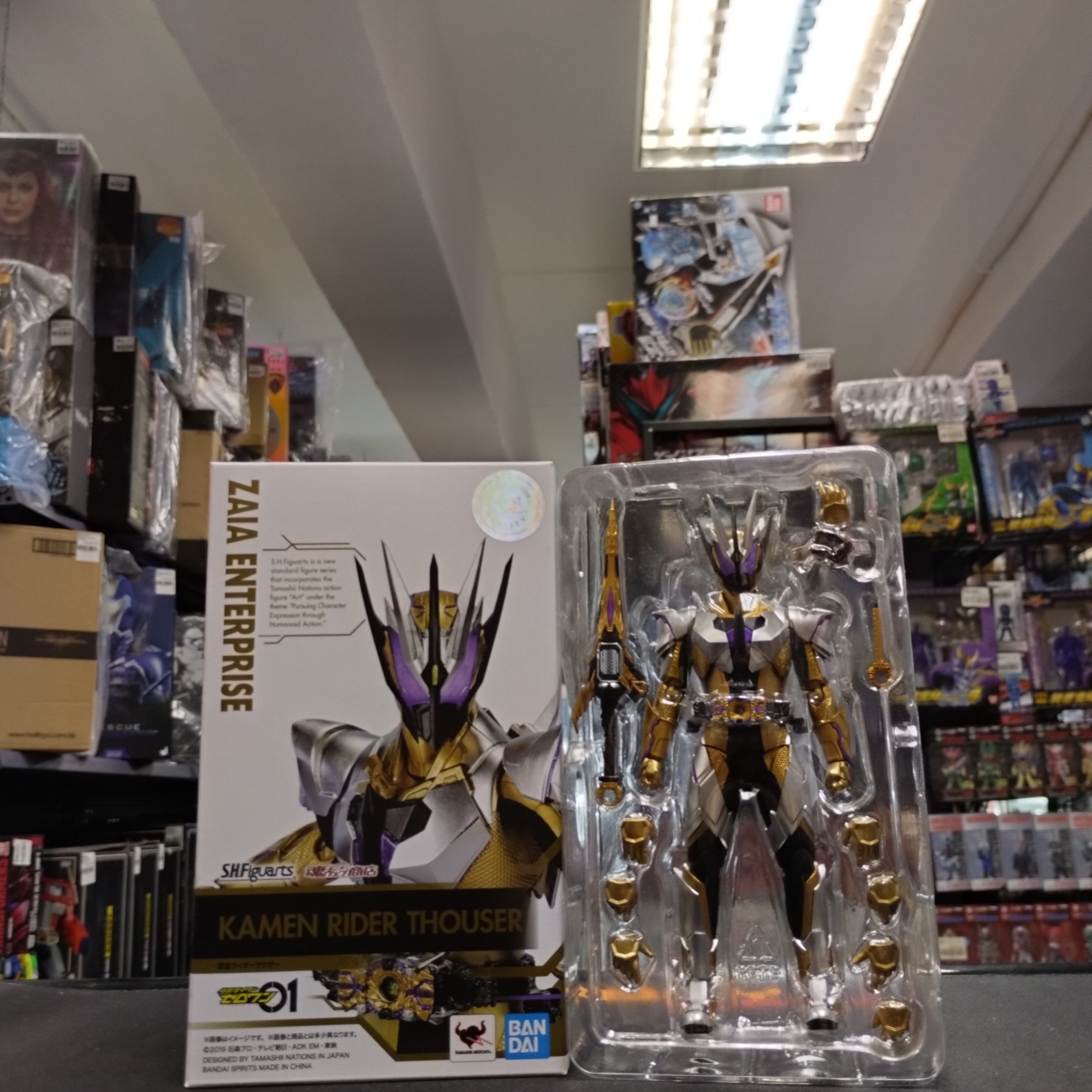 幪面超人-SHF ZERO ONE Thouser