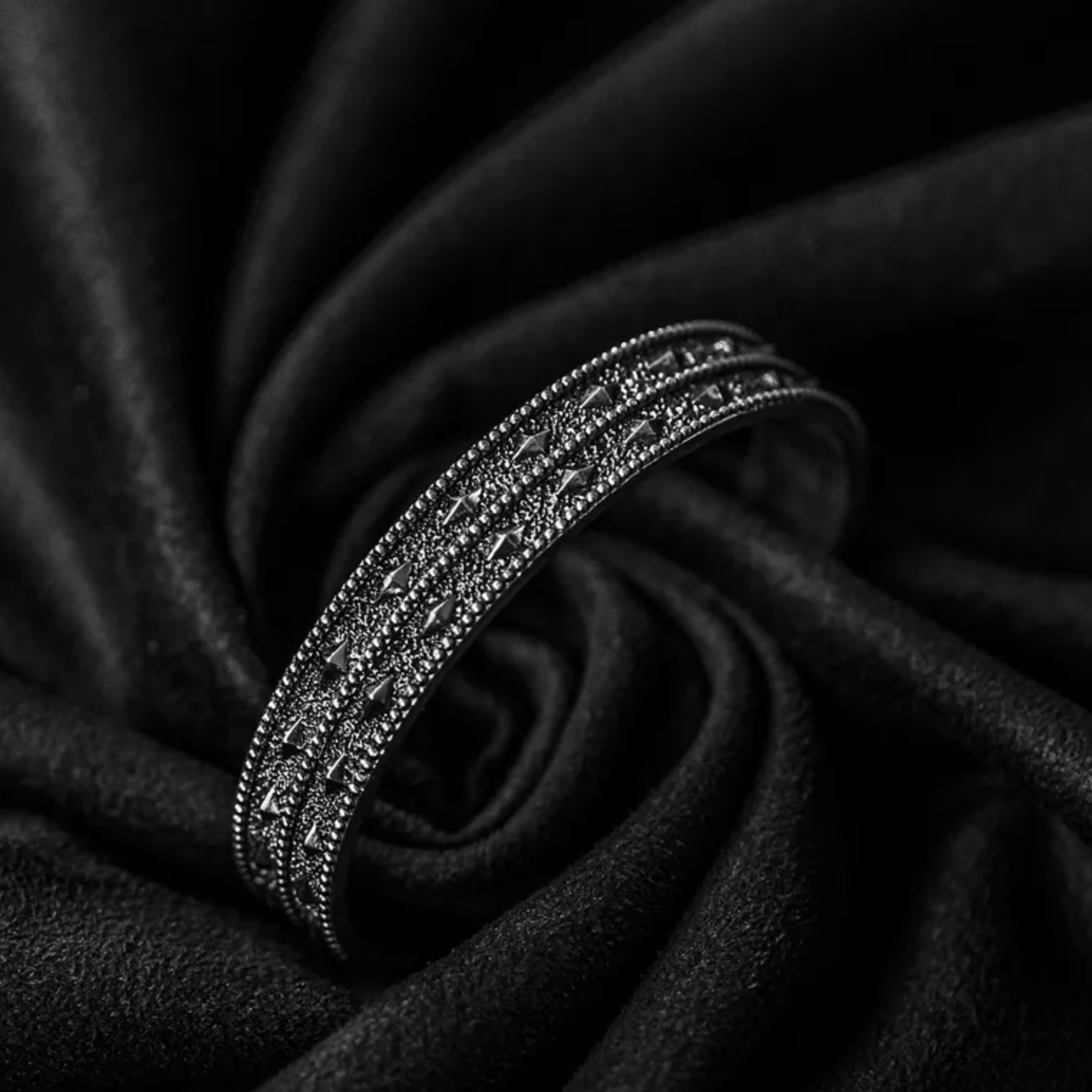 Hardwired - Dazzle C.手工訂製純銀 手環