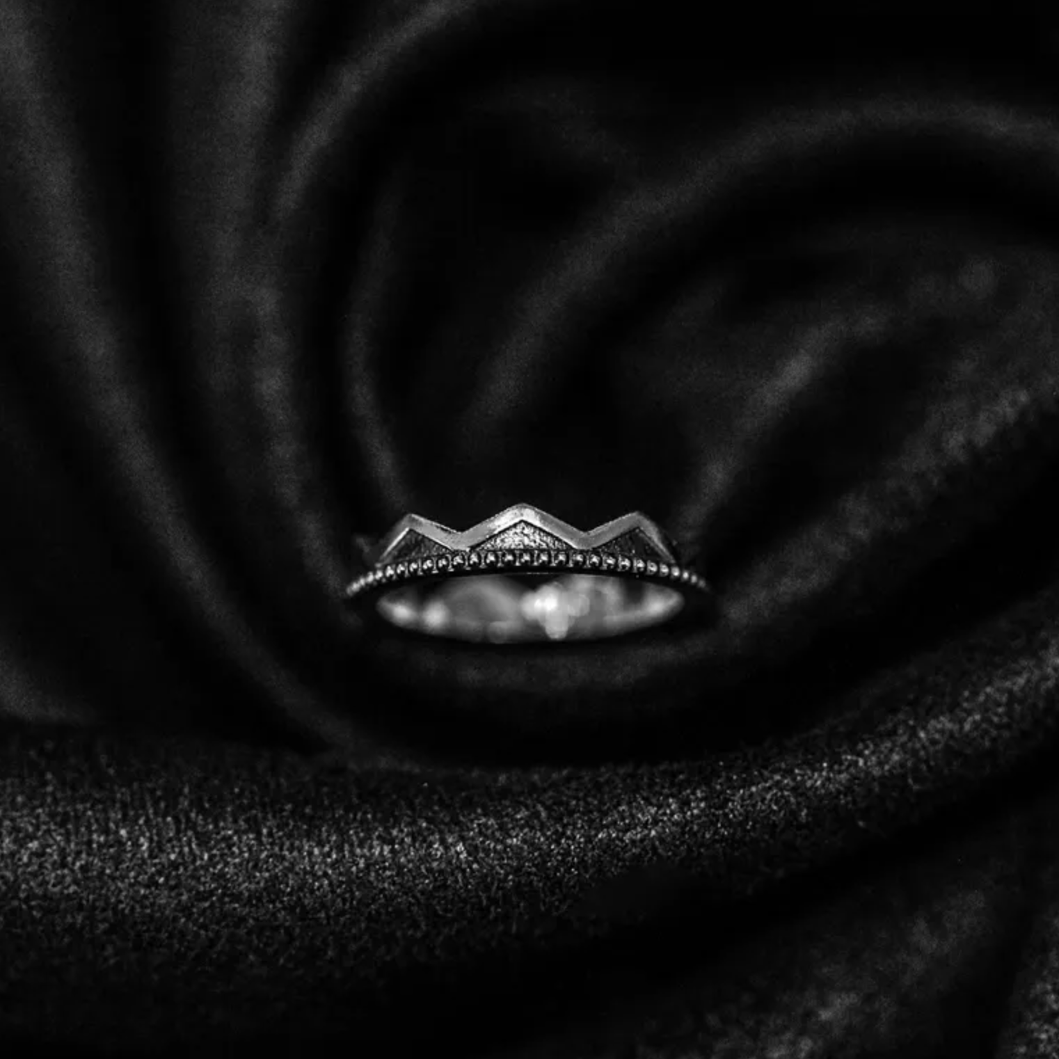 Hardwired - Throne｜3.2 mm 手工訂製純銀 戒指