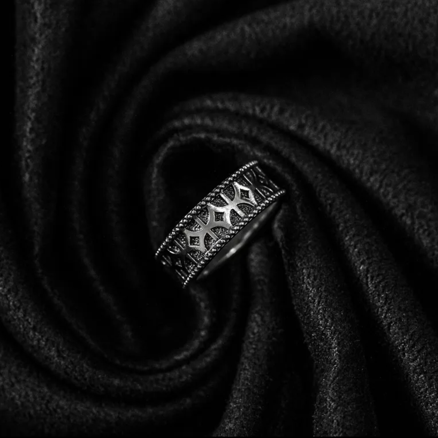 Hardwired - Good Old Days 手工訂製純銀 戒指