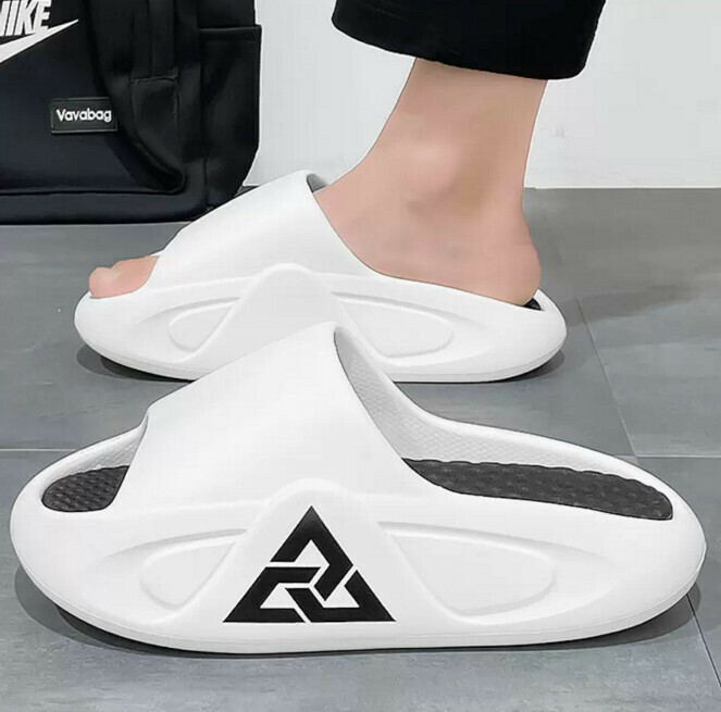 男款拖鞋