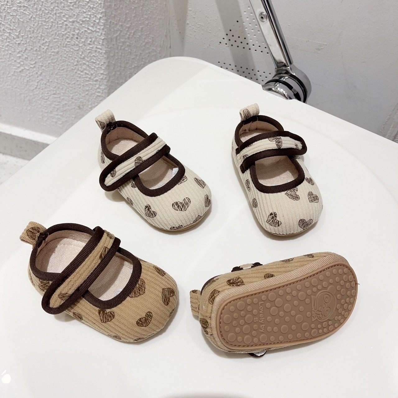 愛心燈芯絨學步鞋