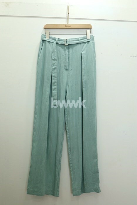 薄荷綠 輕薄打褶長褲 附腰帶