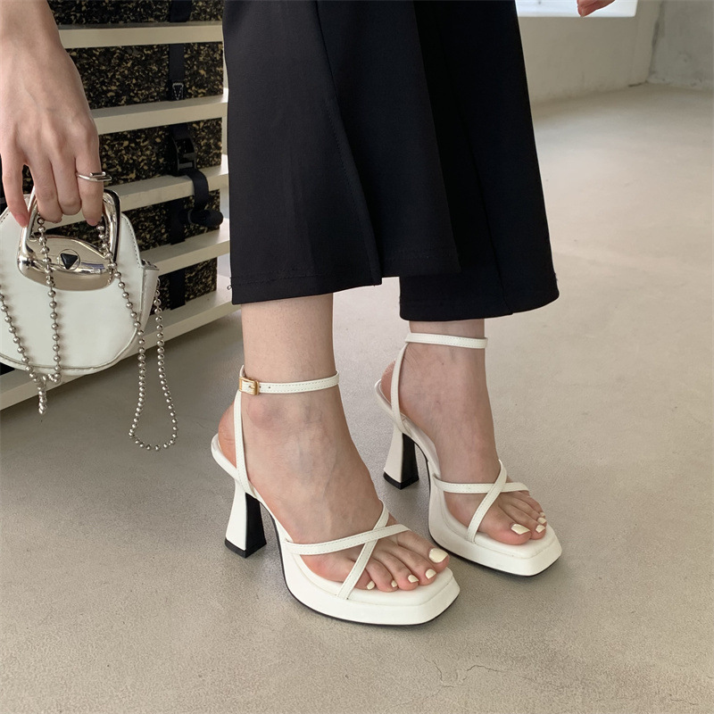 厚底粗跟交叉帶涼鞋(35-39)(黑/白/綠/銀/蛇紋)