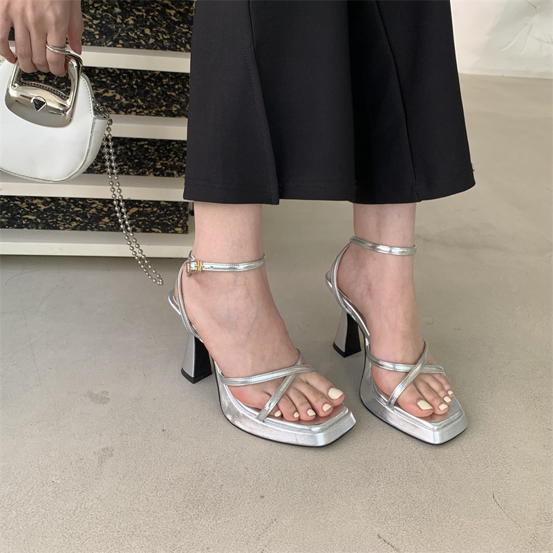 厚底粗跟交叉帶涼鞋(35-39)(黑/白/綠/銀/蛇紋)