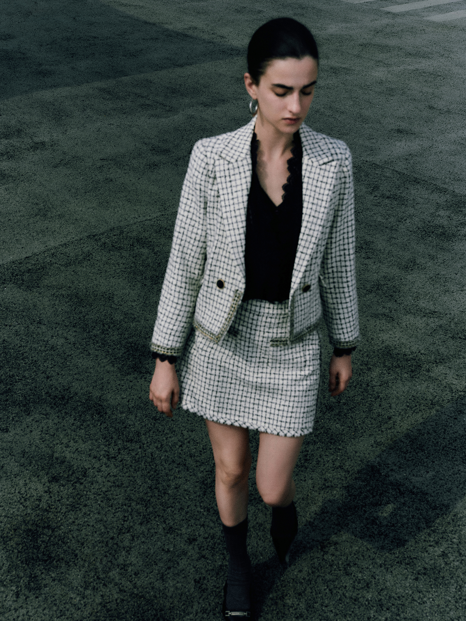 mi-tu 粗花呢格紋短版外套