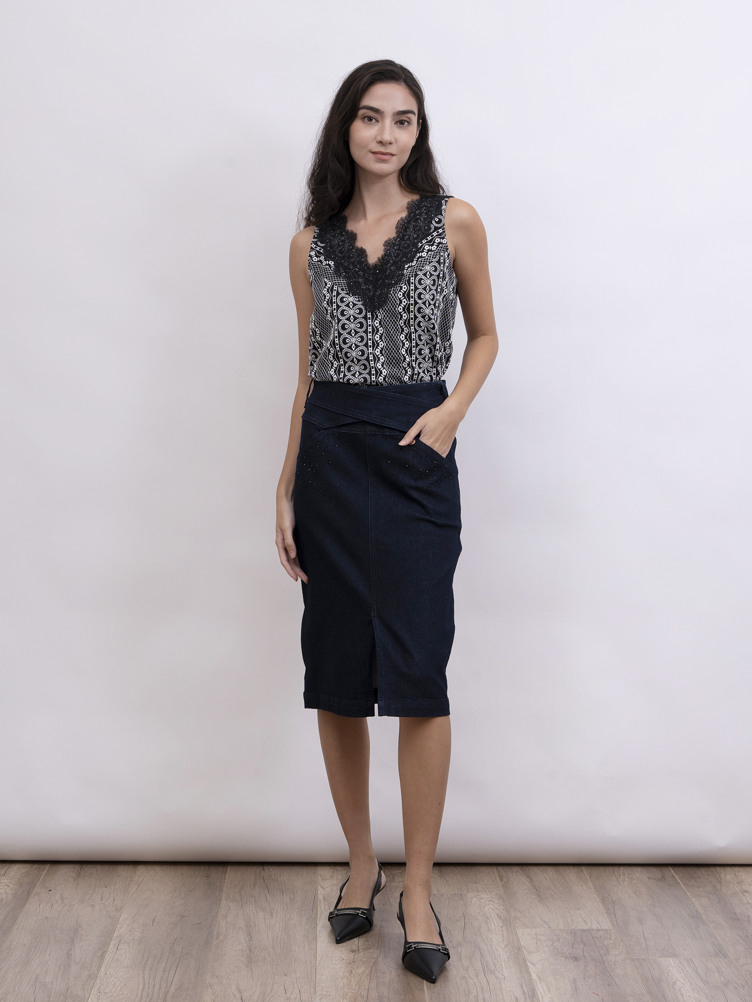 mi-tu 蕾絲V領背心