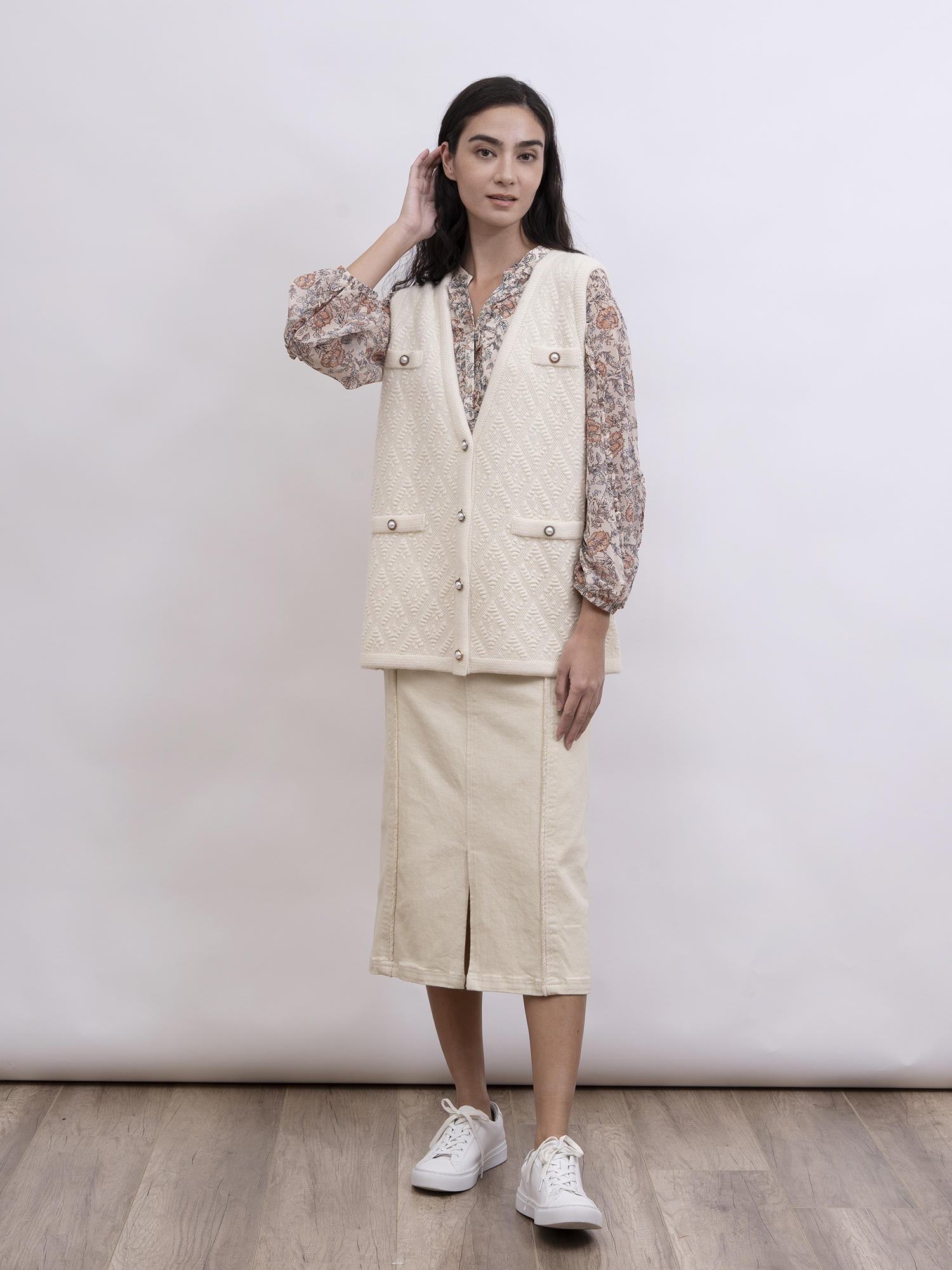 mi-tu 羊絨針織背心外套