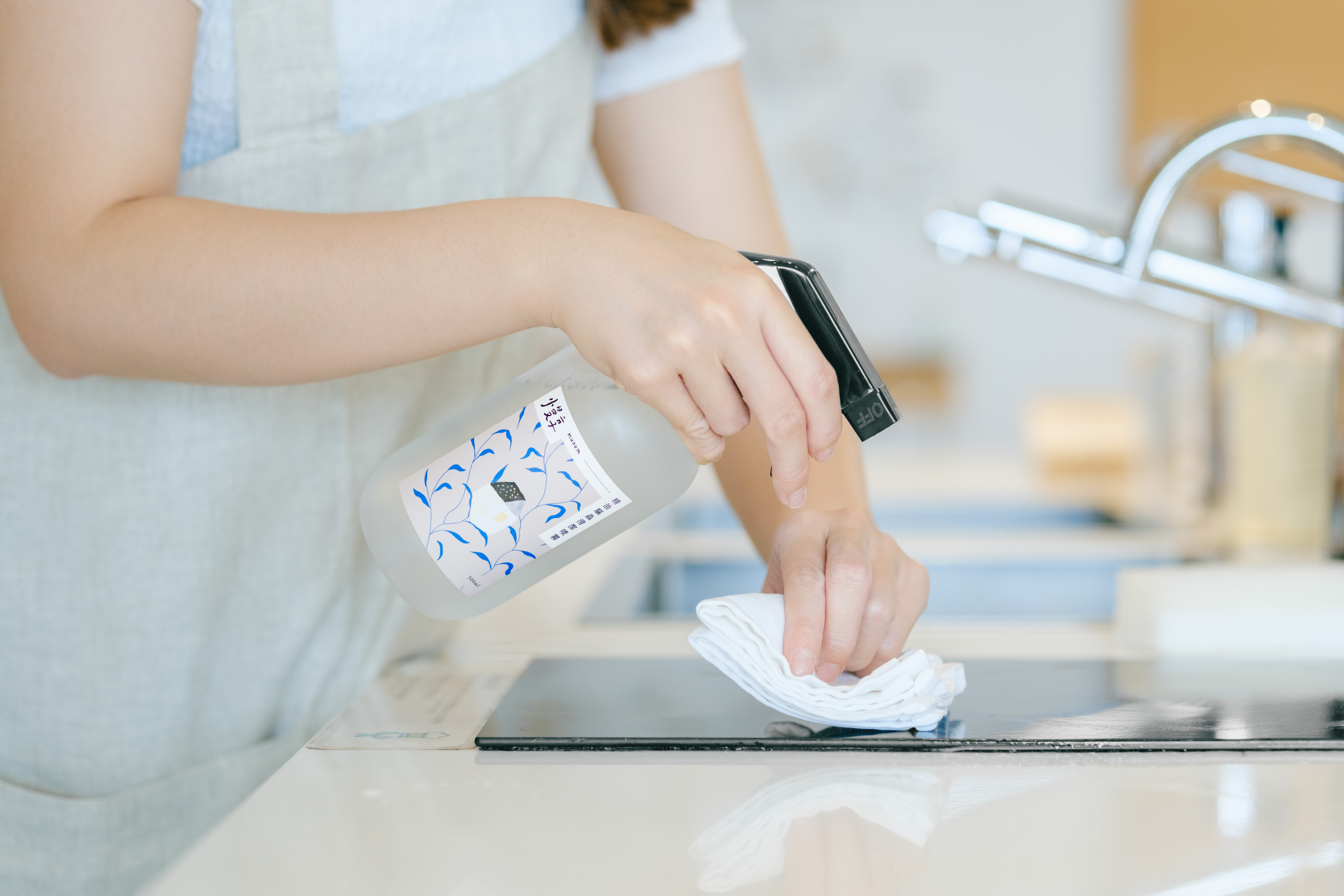 慢享精油驅蟲清潔噴霧（驅蟲清潔劑、萬用清潔劑）