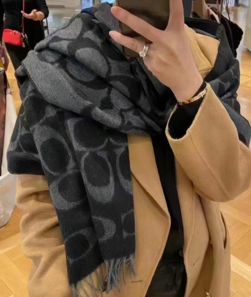 【現貨】Coach F102401 羊毛女裝圍巾