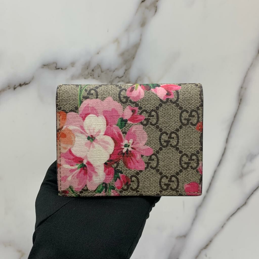 Gucci wallet