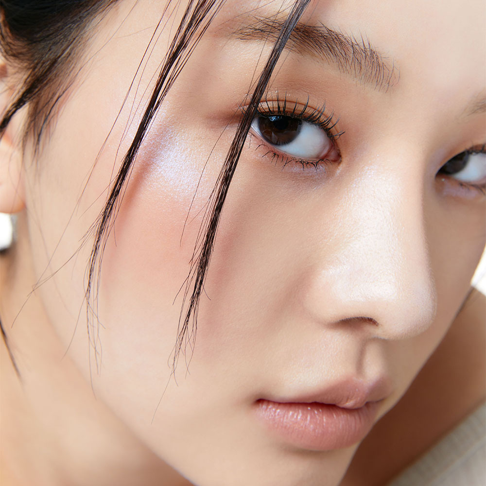 夢幻光束打亮餅 2.8g - Laka