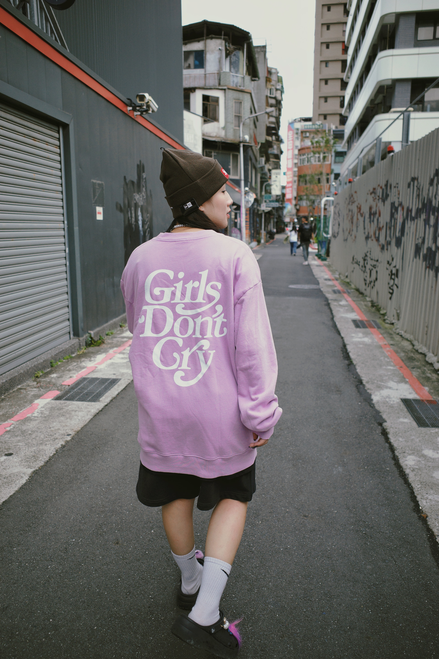 <快速出貨> Coachella Verdy 北美限定 音樂節 girls dont cry 衛衣 紫