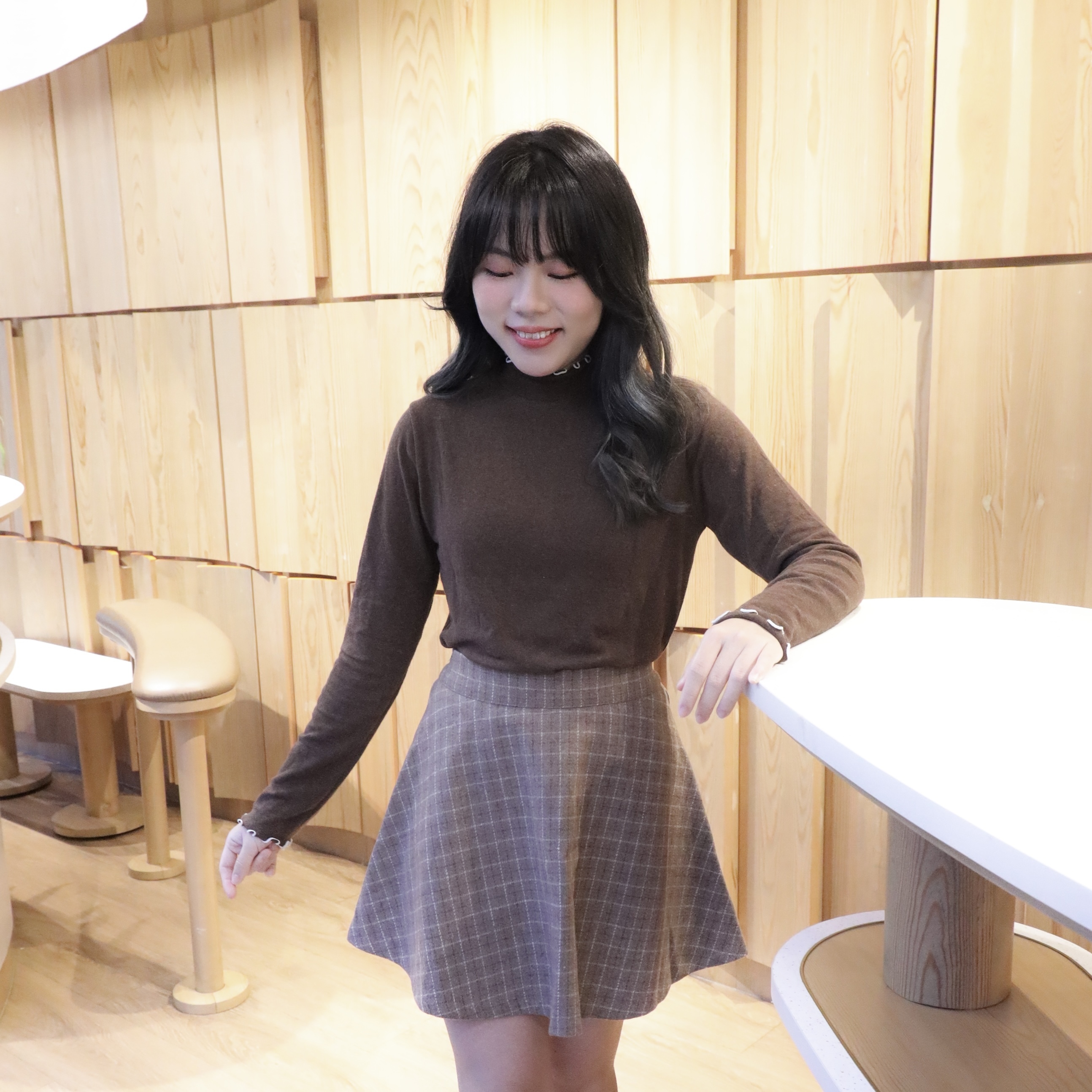 ✨||TOP429||兩色木耳邊軟身彈性百搭TOP