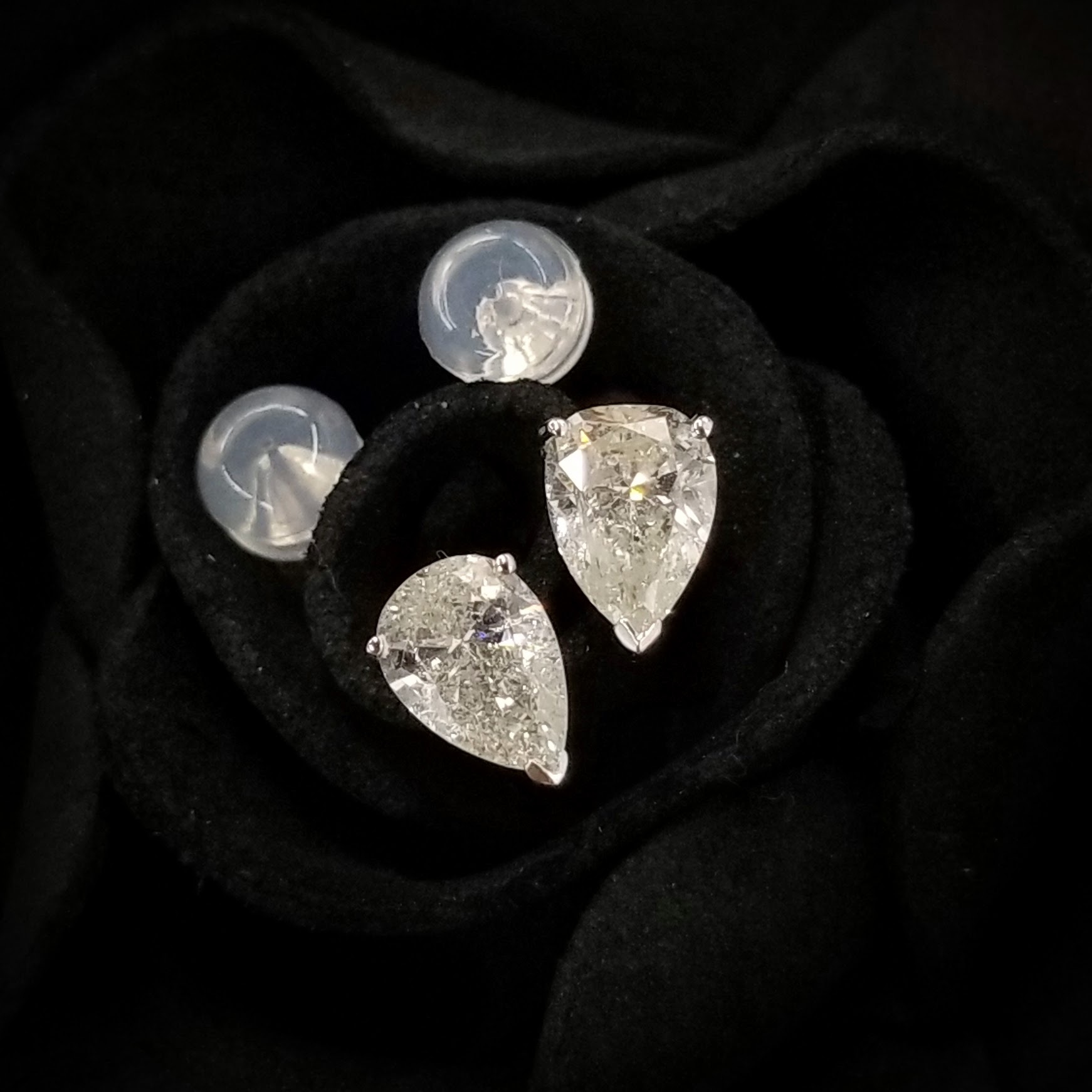 全新18K白金【主石1卡33份梨形鑽石】耳環