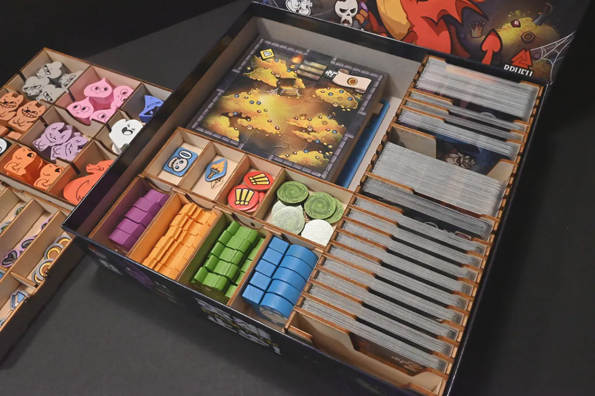 Crowbox insert -   Keep the Heroes Out!
