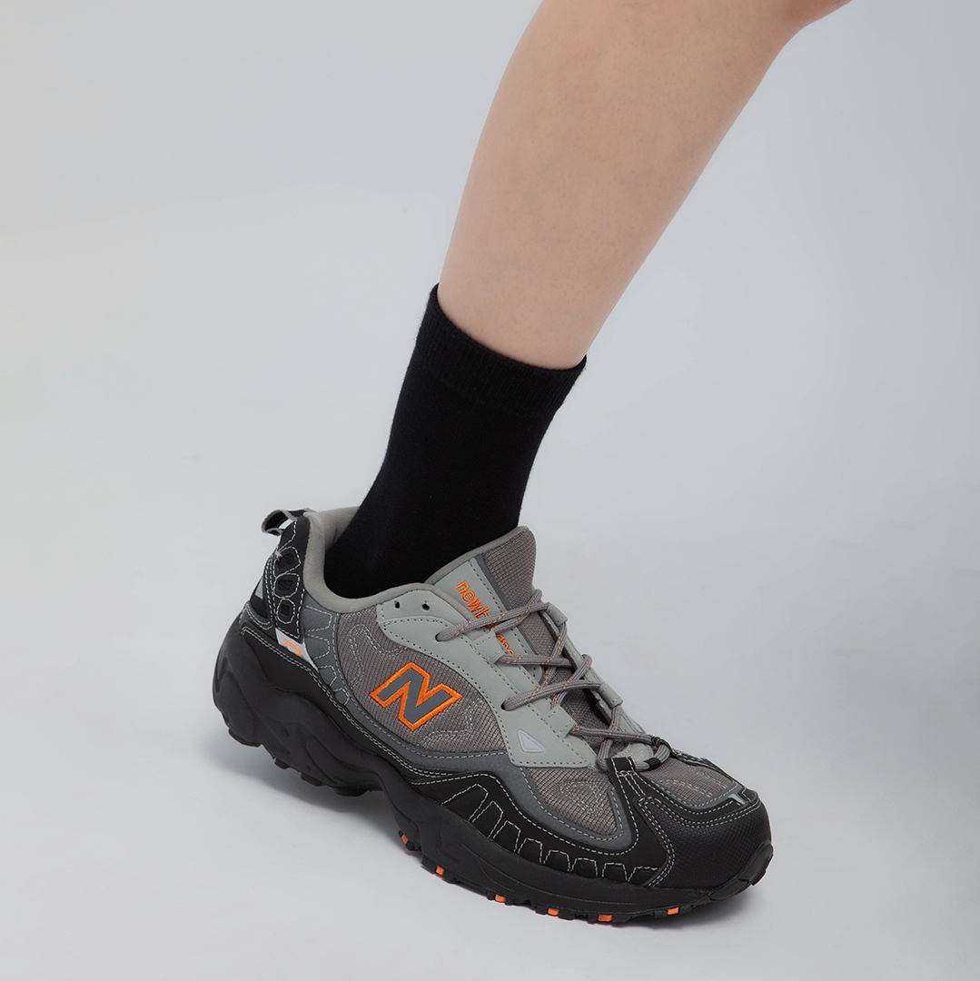 素面高棉中筒襪(男女適用)