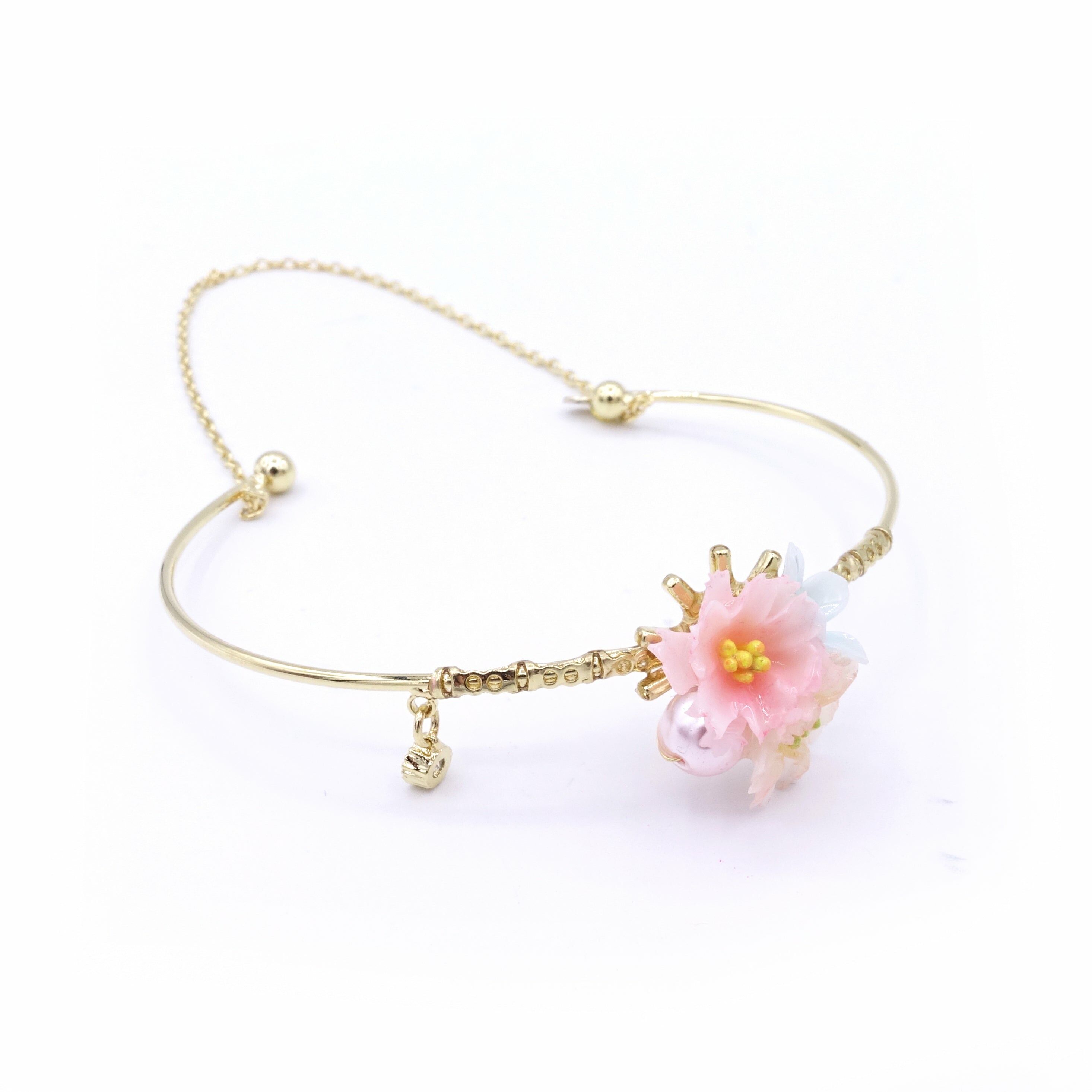 SAKURA COLLECTION Noon-Sakura Crystal Floral Gold-plated Bangle - Blue