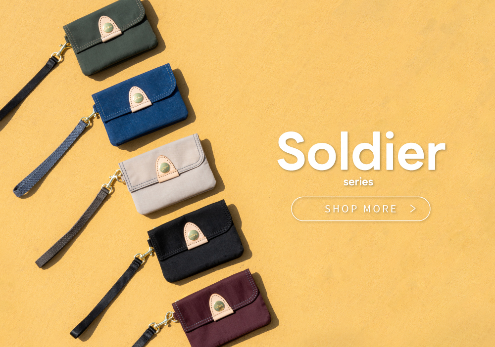 satana Soldier 趣遊拾光零錢包 奶茶色 SOS3070-419 看更多商品