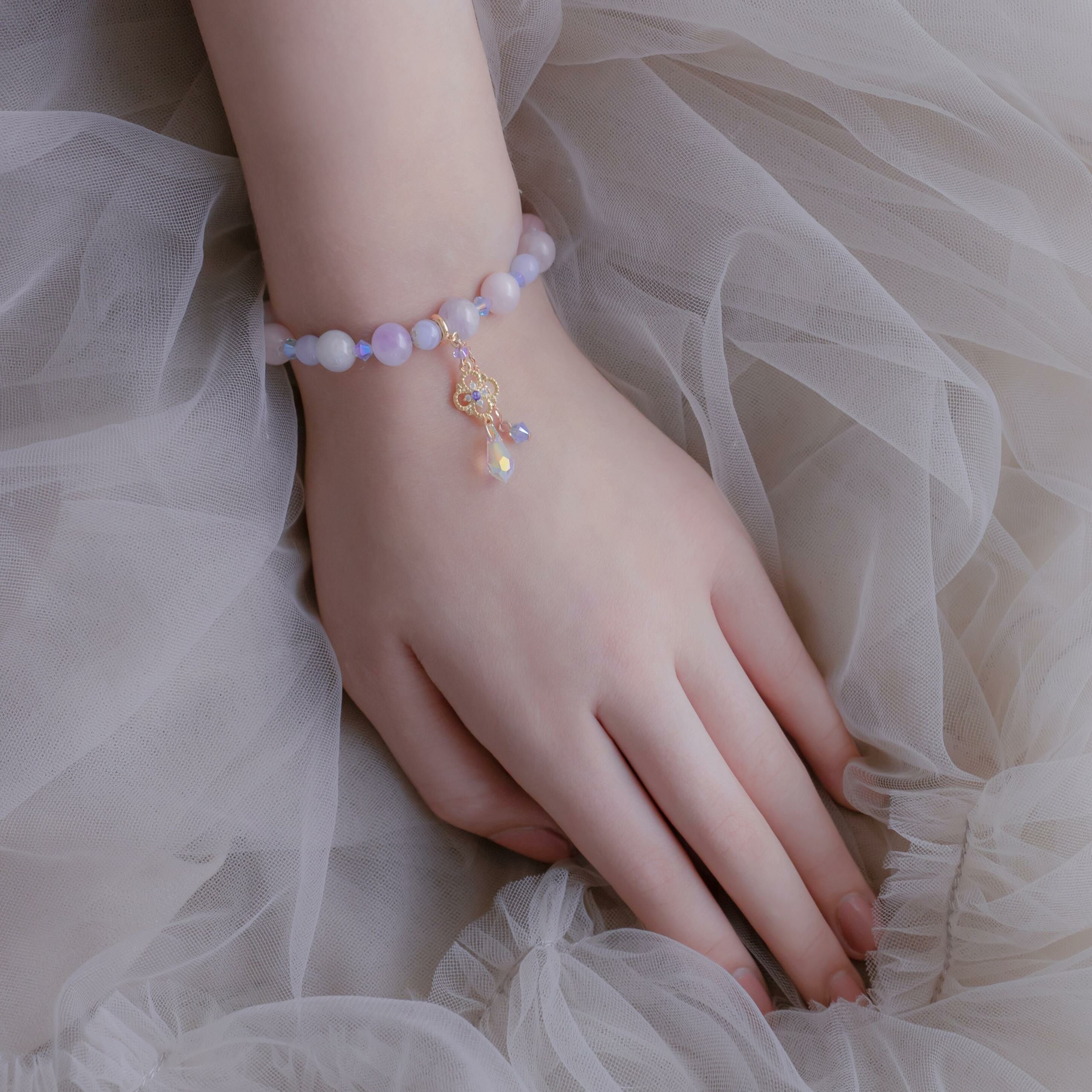 Beyond Dreamy Mixed Natural Quartz Bracelet (with a detachable pendant)